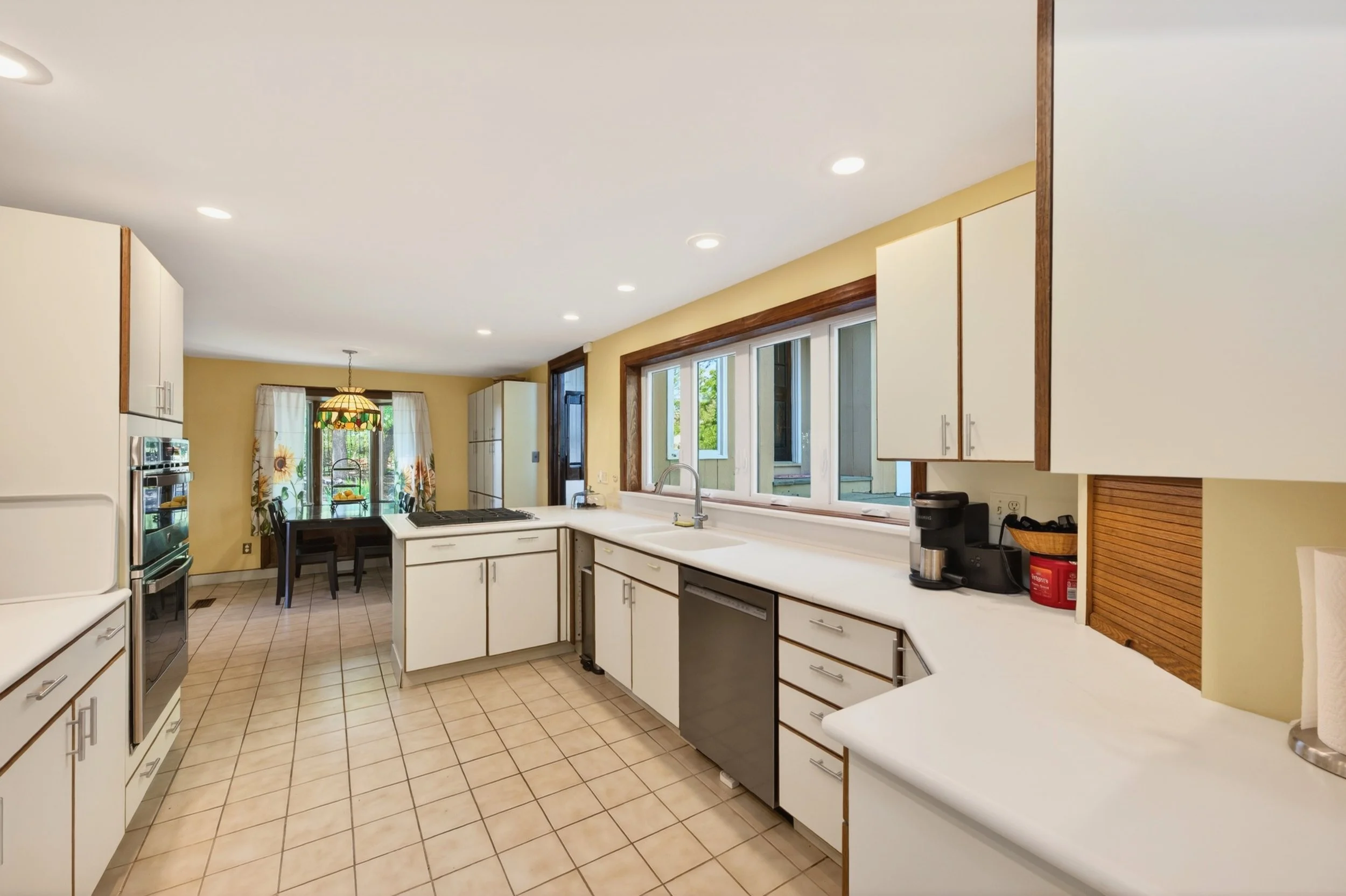 Generational-Creative-Collective-1530MountaintopRoad-MLS-40.jpg