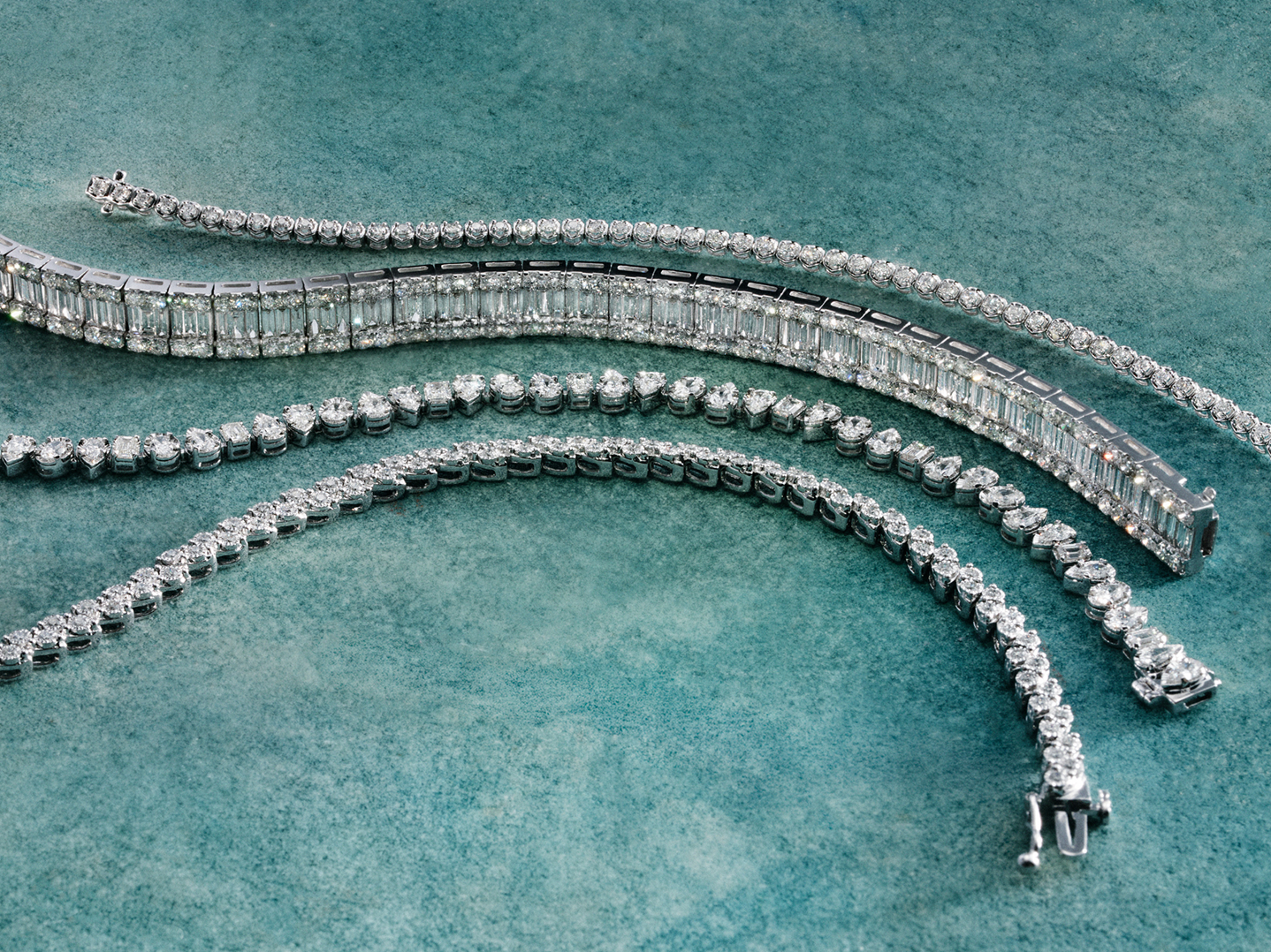 25-06 3261-12C ADF_EFY DIAMONDS 1.png