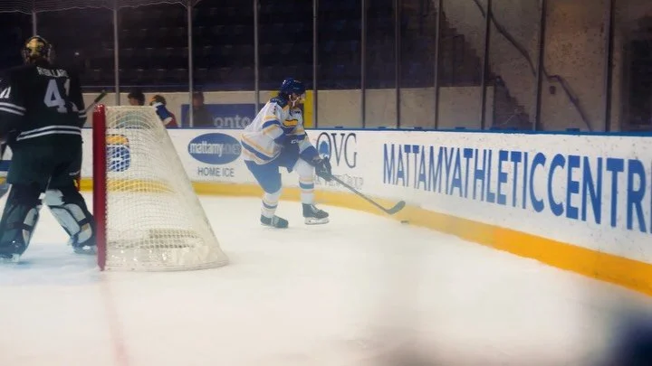 Frames from Friday night 🏒