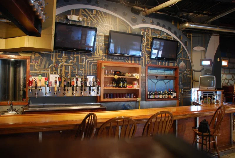 Asheville Pizza and Brewing Bar 