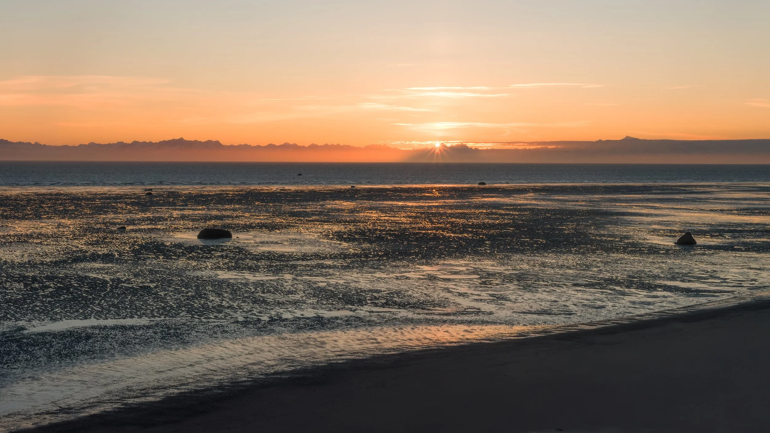 Sunset-Alaska-Sunset-Cabins-Kasilof-06-15-2026.jpg