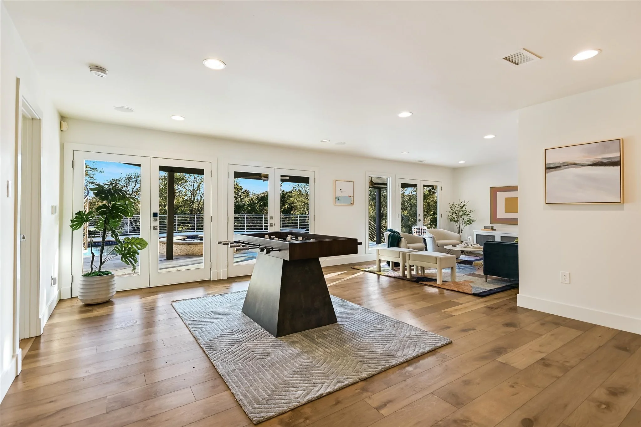 19-Downstairs Gameroom.jpg