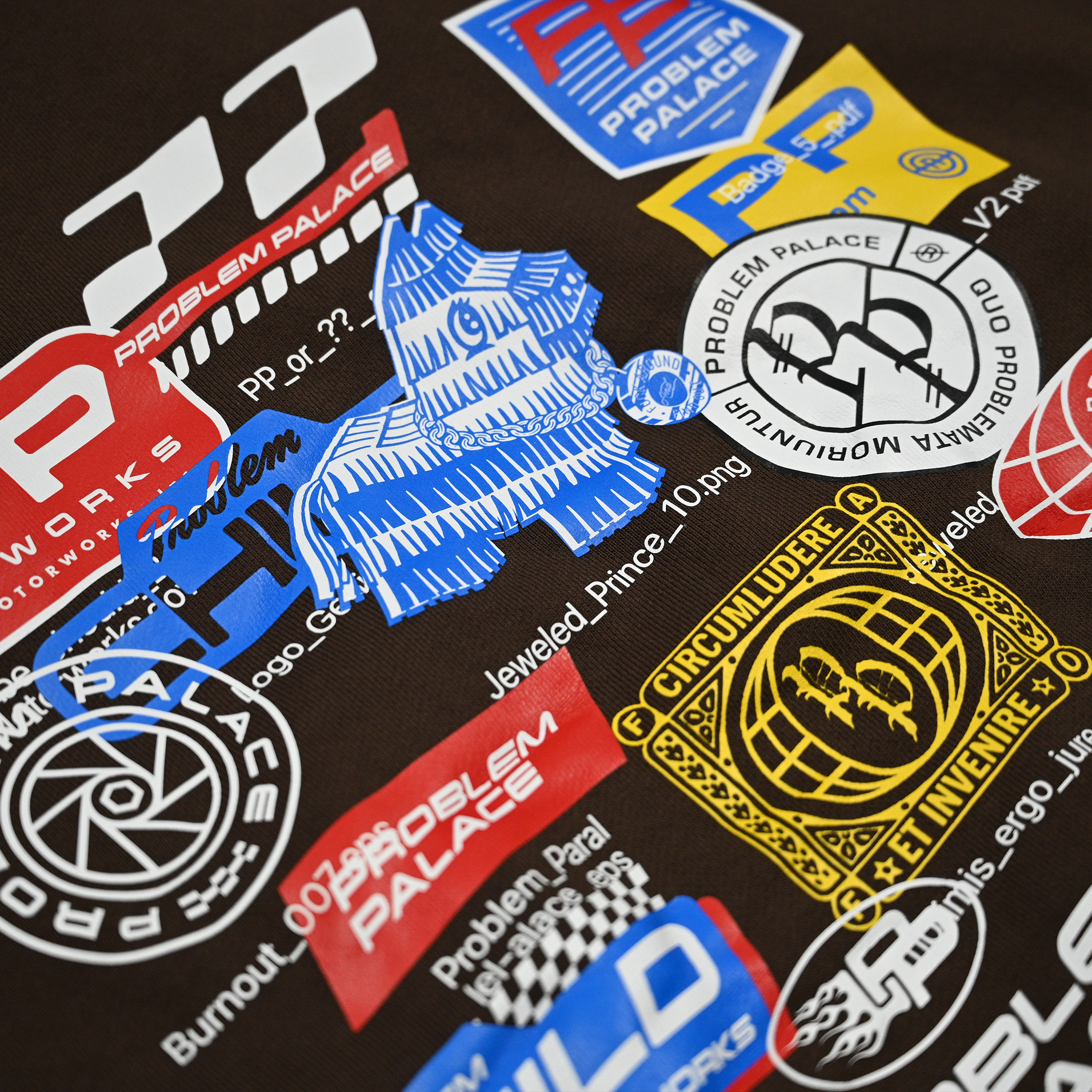 pp_Product_2026-Sweatshirt Trash - Detail 02.png