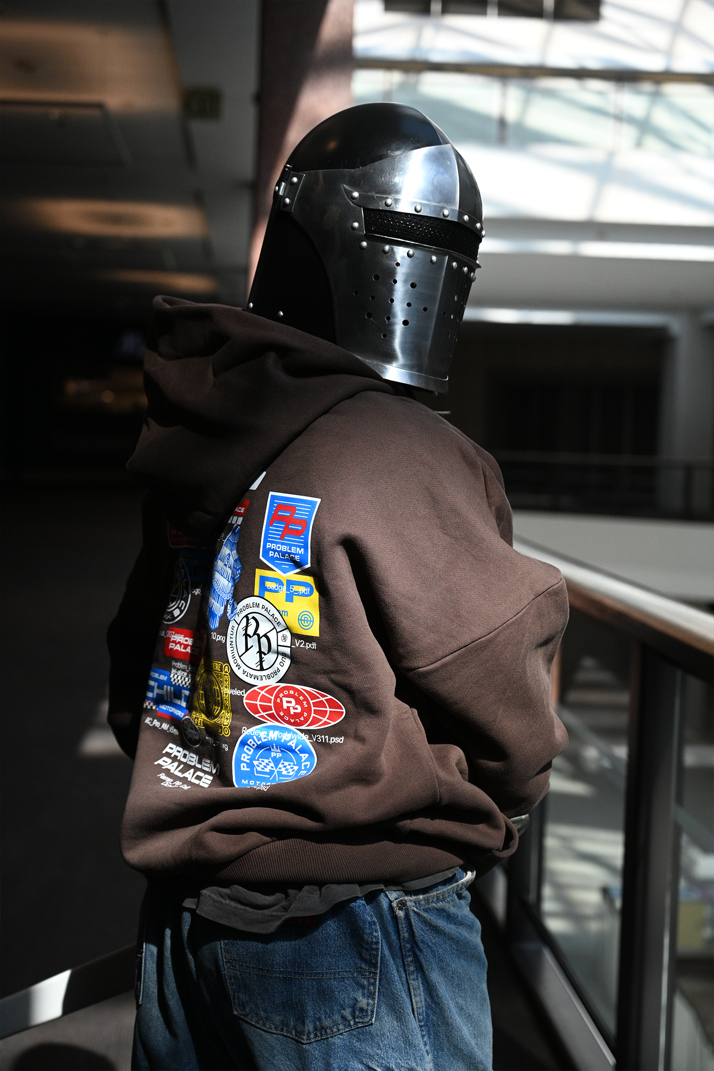 pp_Product_2026-Sweatshirt Trash - Model 01.png