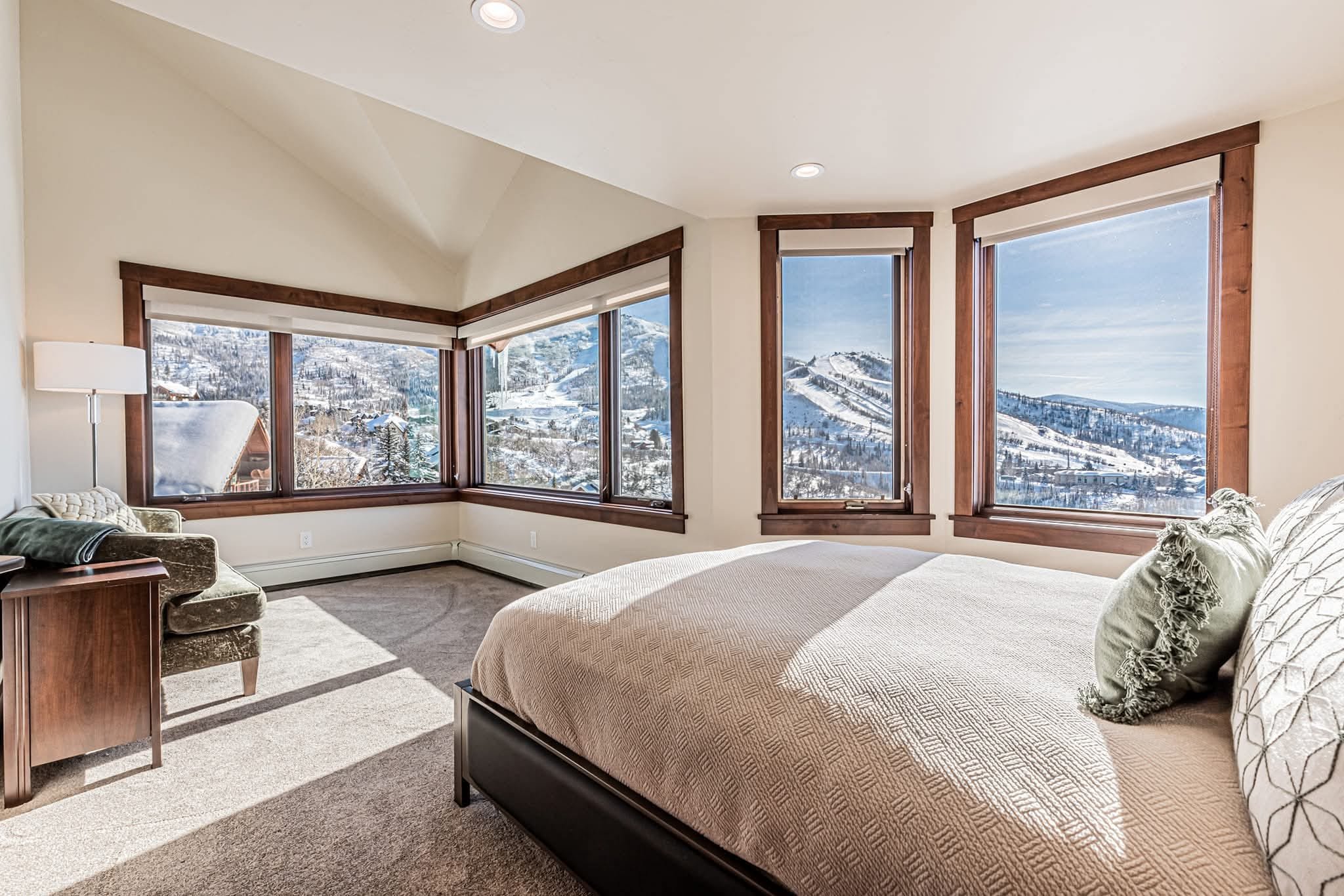 WhatsApp Image 2025-11-20 at 14.18.40_7779c9ea.jpg