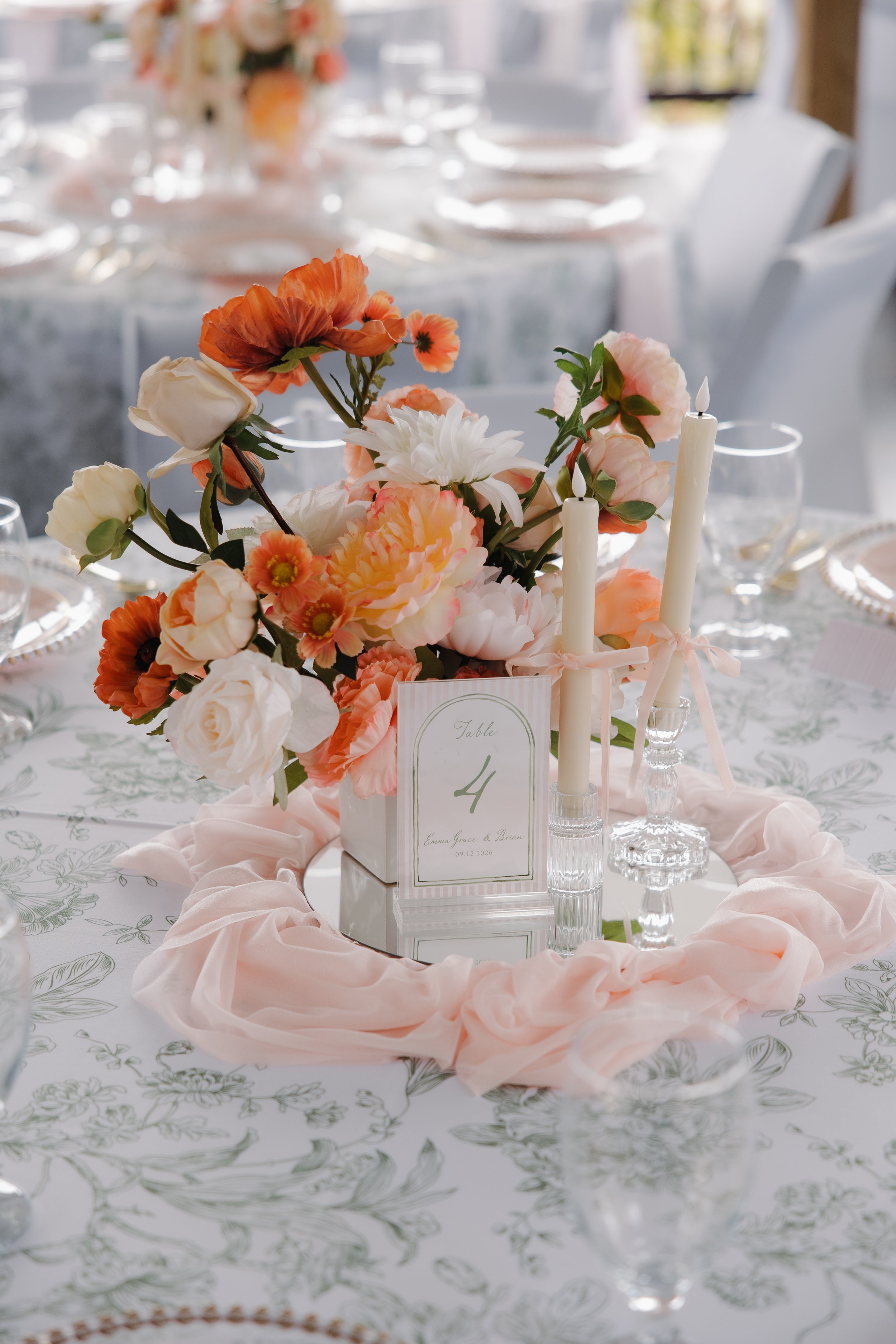 Table Arrangements (8)