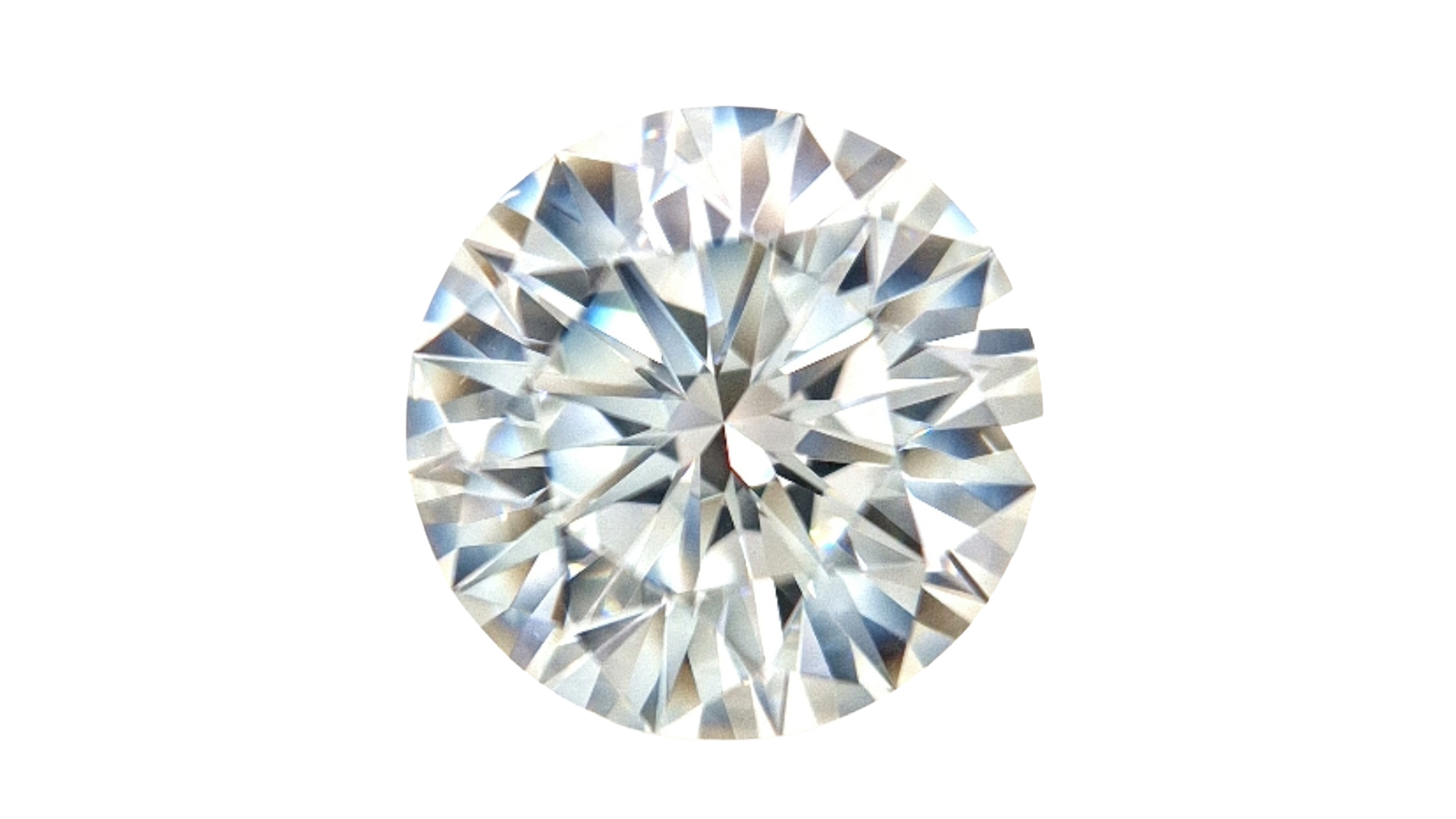 round brilliant natural diamond close-up