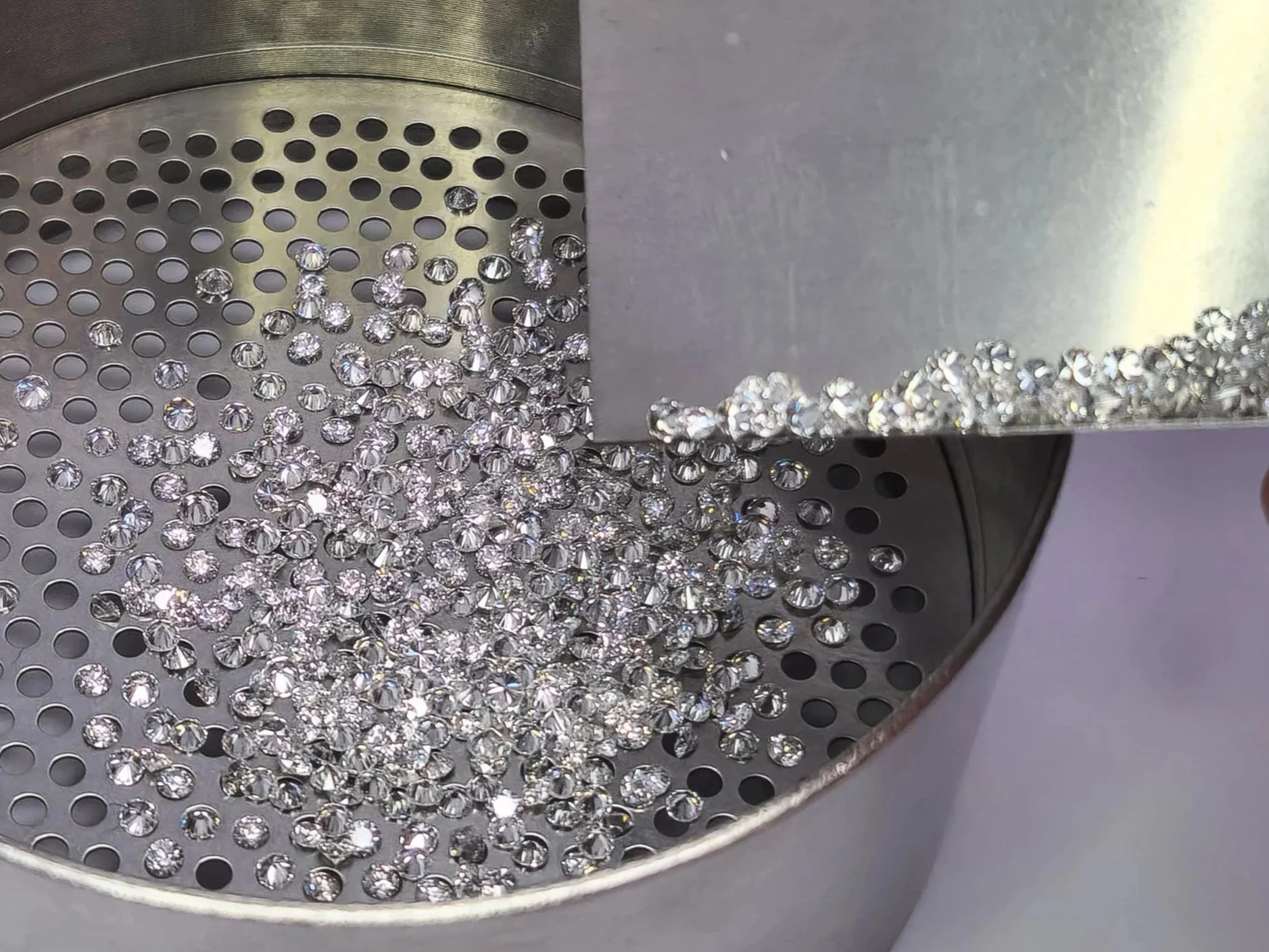 melee natural diamond sieve