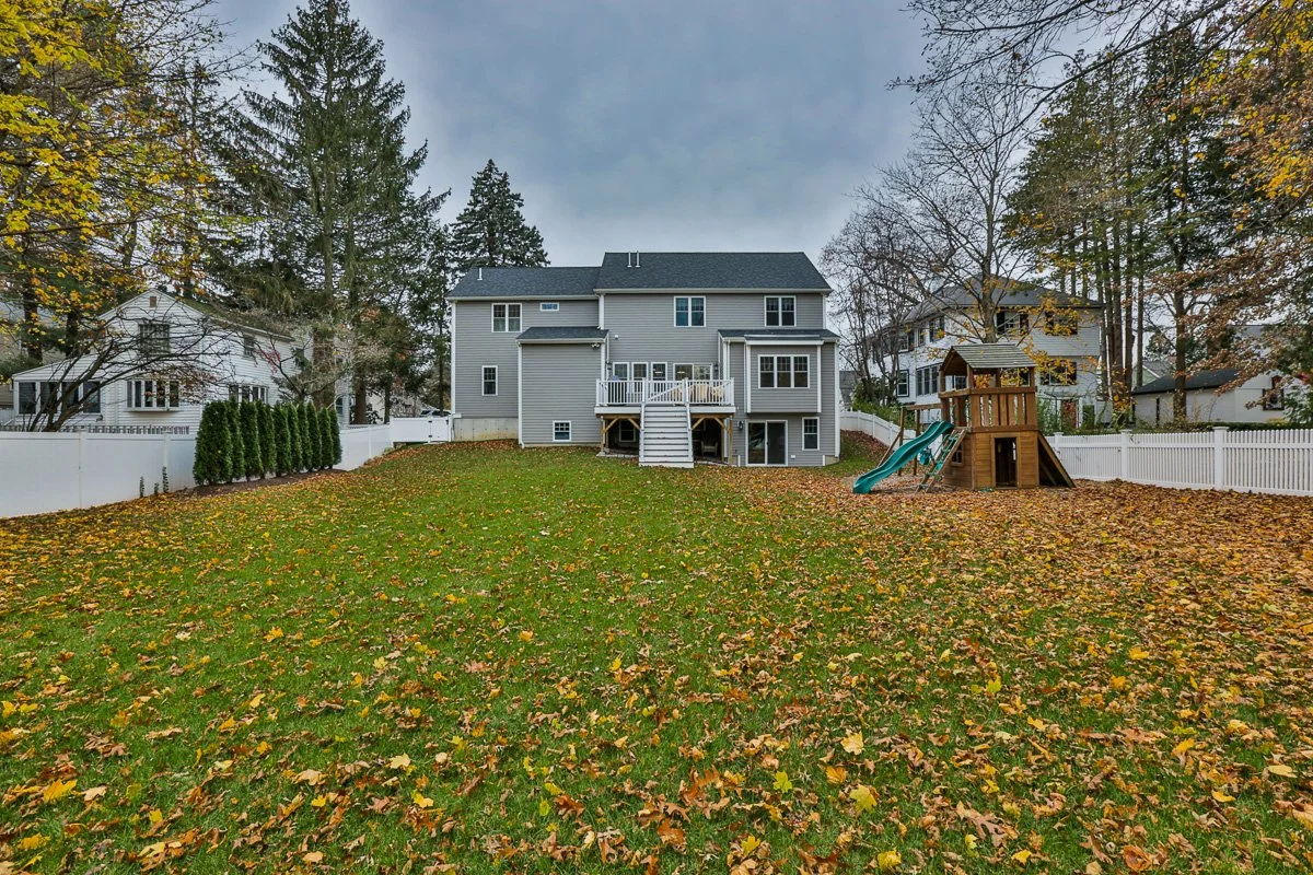 38GovernorsRoadMiltonMA02186Pics2018 (6 of 34).jpg