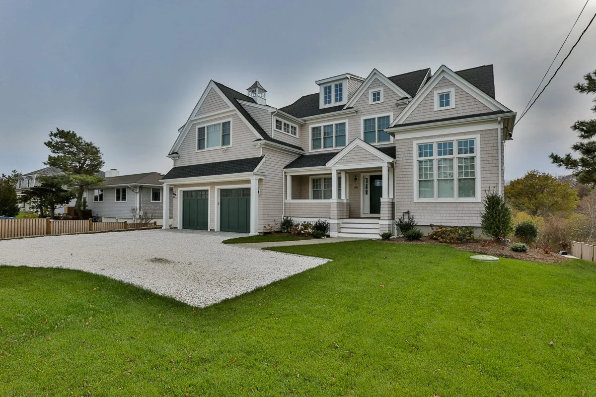 390AtlanticAveCohassetMA02025Pics2018 (2 of 5).jpg