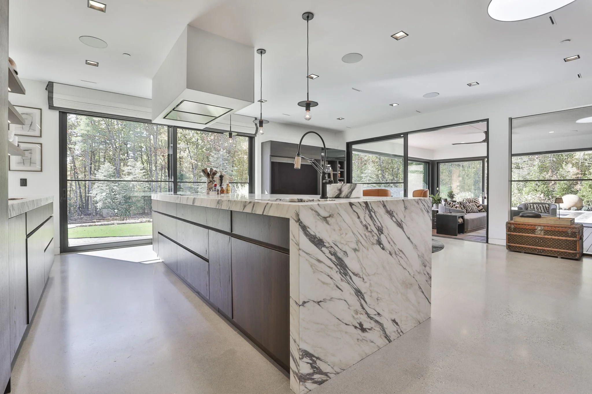 75-web-or-mls-431MainStreetNorwellMA02061 (75 of 106).jpg