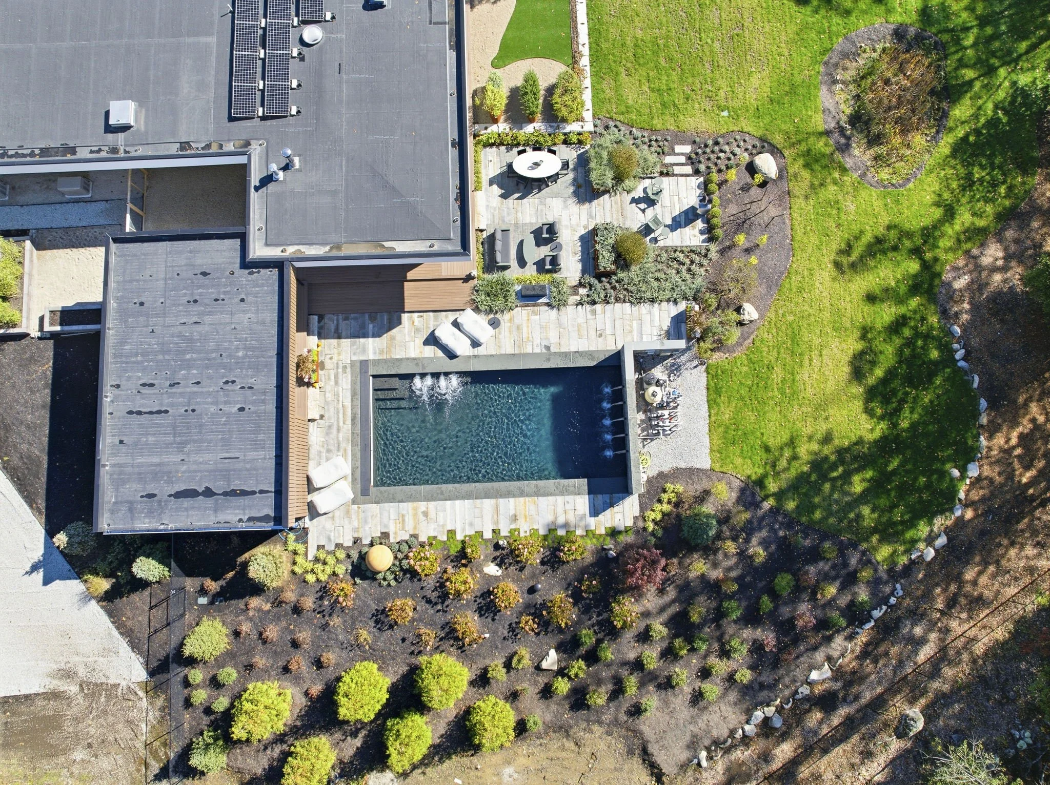 110-web-or-mls-431MainStreetNorwellMA02061DronePics (4 of 6).jpg