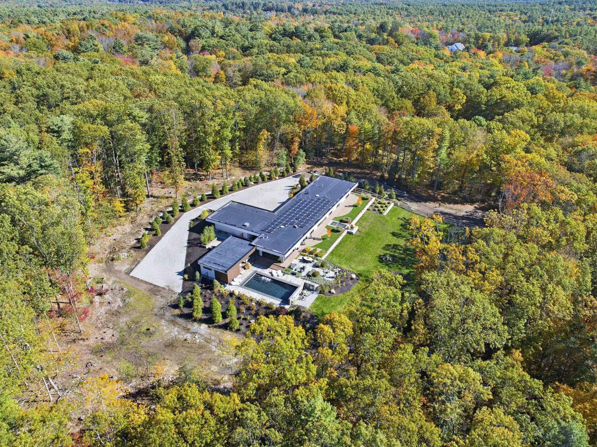 107-web-or-mls-431MainStreetNorwellMA02061DronePics (1 of 6).jpg