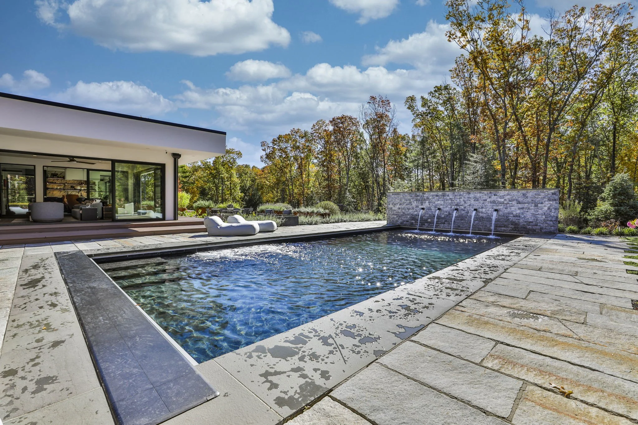 18-web-or-mls-431MainStreetNorwellMA02061 (18 of 106).jpg