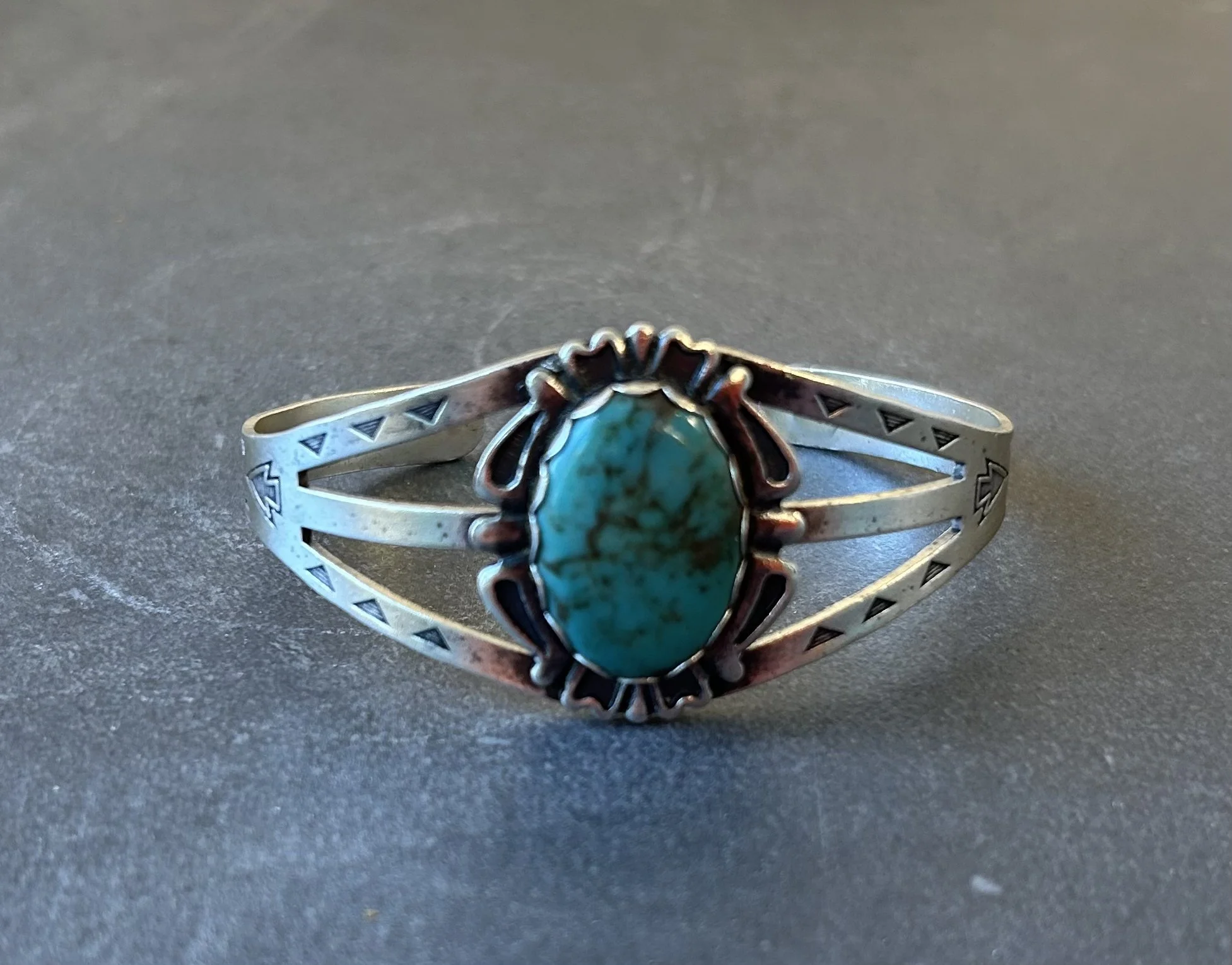 Vintage Navajo Fred Harvey Sterling Silver Turquoise Bracelet
