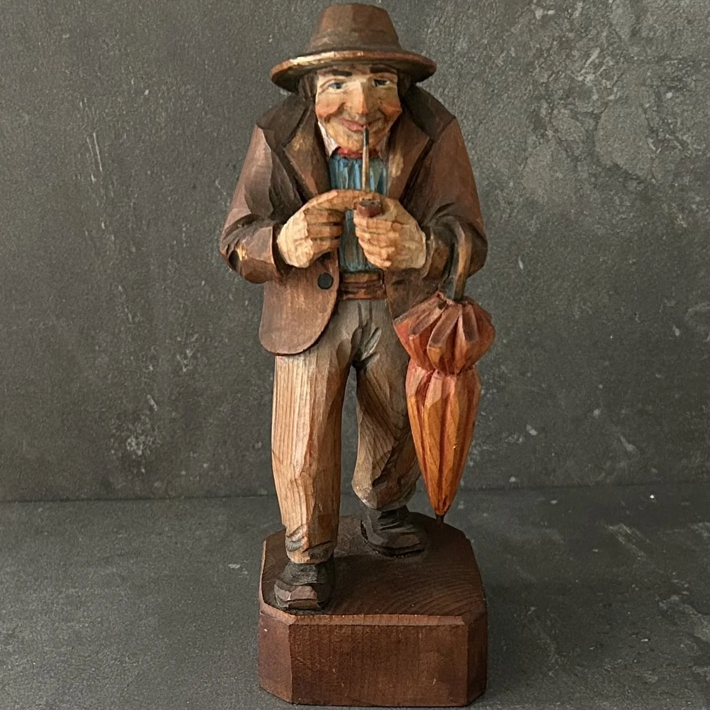Vintage Anri Wood Carved Figurine