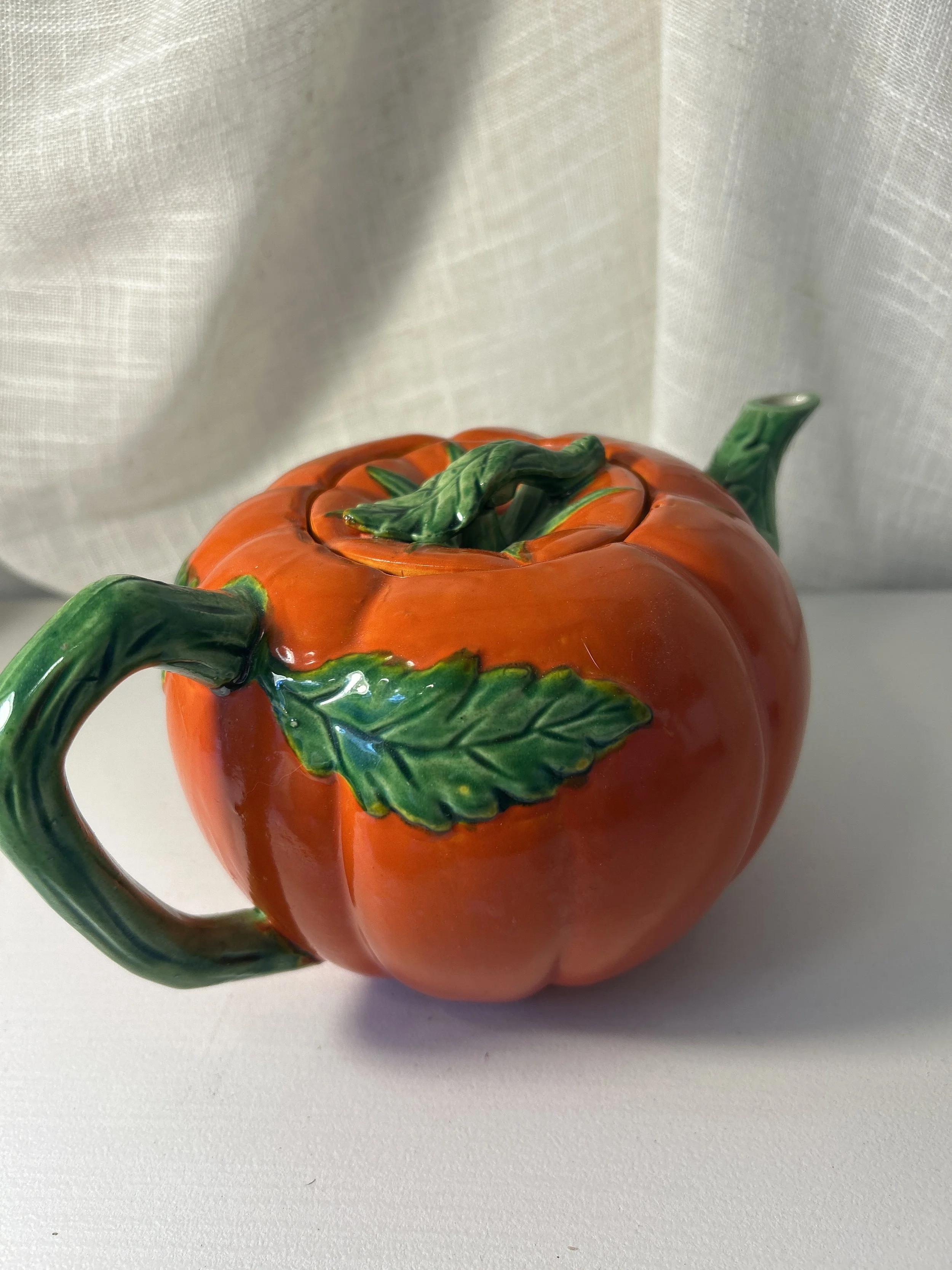 Vintage Ceramic Tomato Teapot Occupied Japan