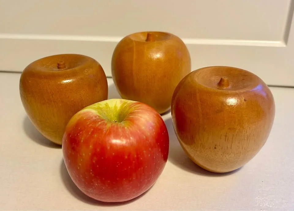 apples with real one.jpg