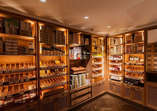 harrodscigarroom.jpg