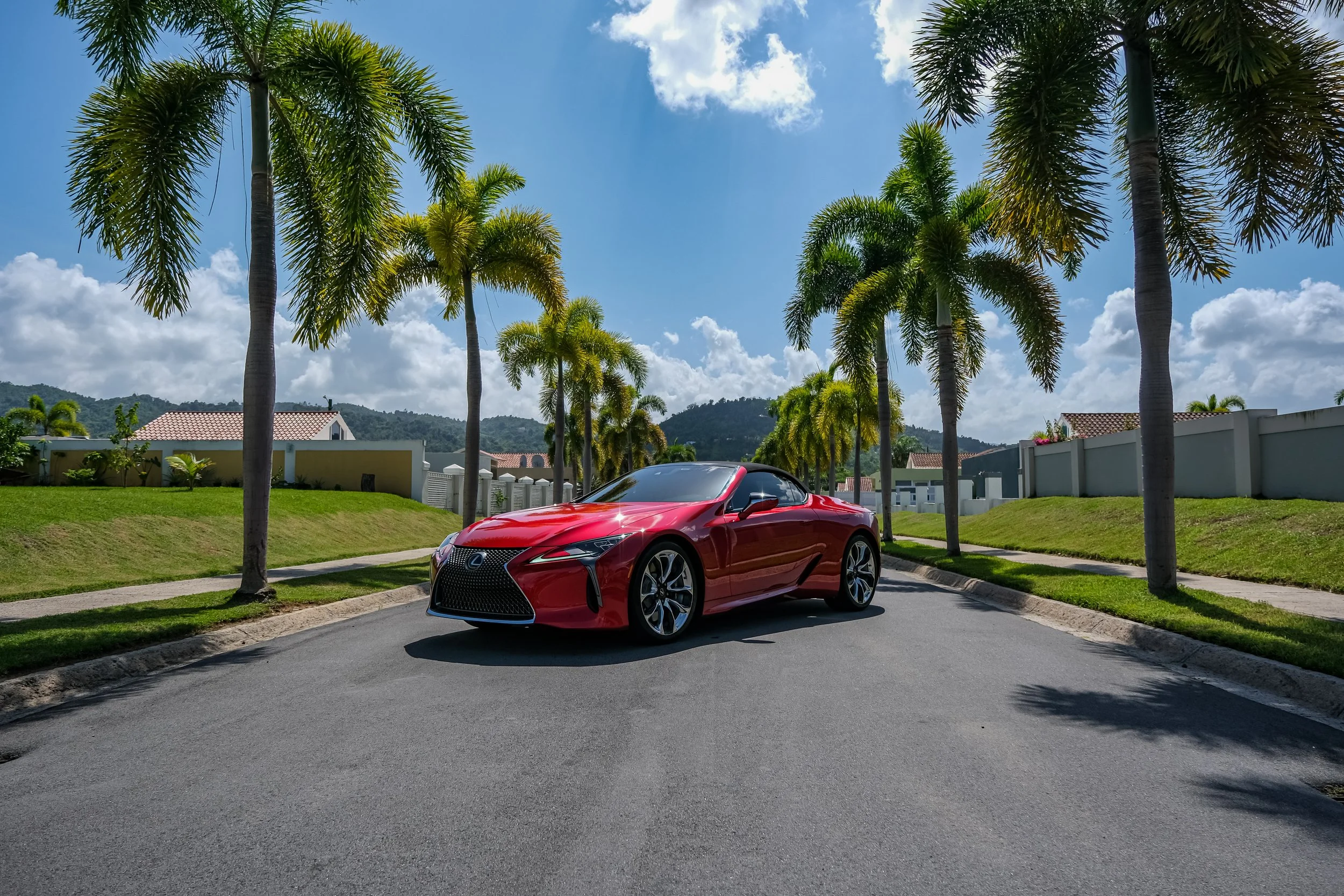 Lexus LC 500-04.jpg
