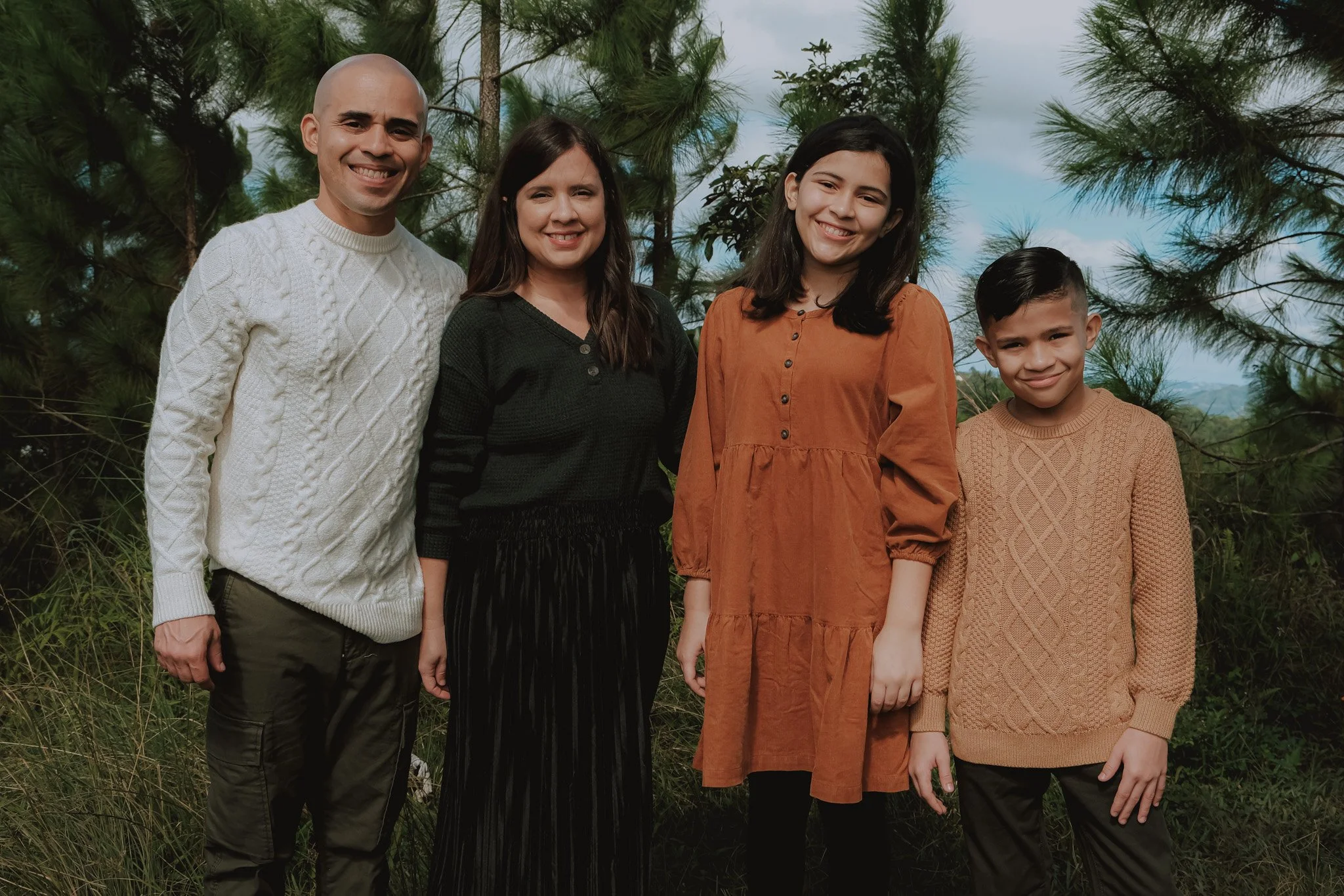 Hernández-Gomez Family-17.jpg