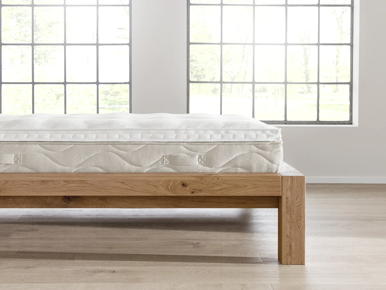 organic-mattress-bedroom-styling.webp