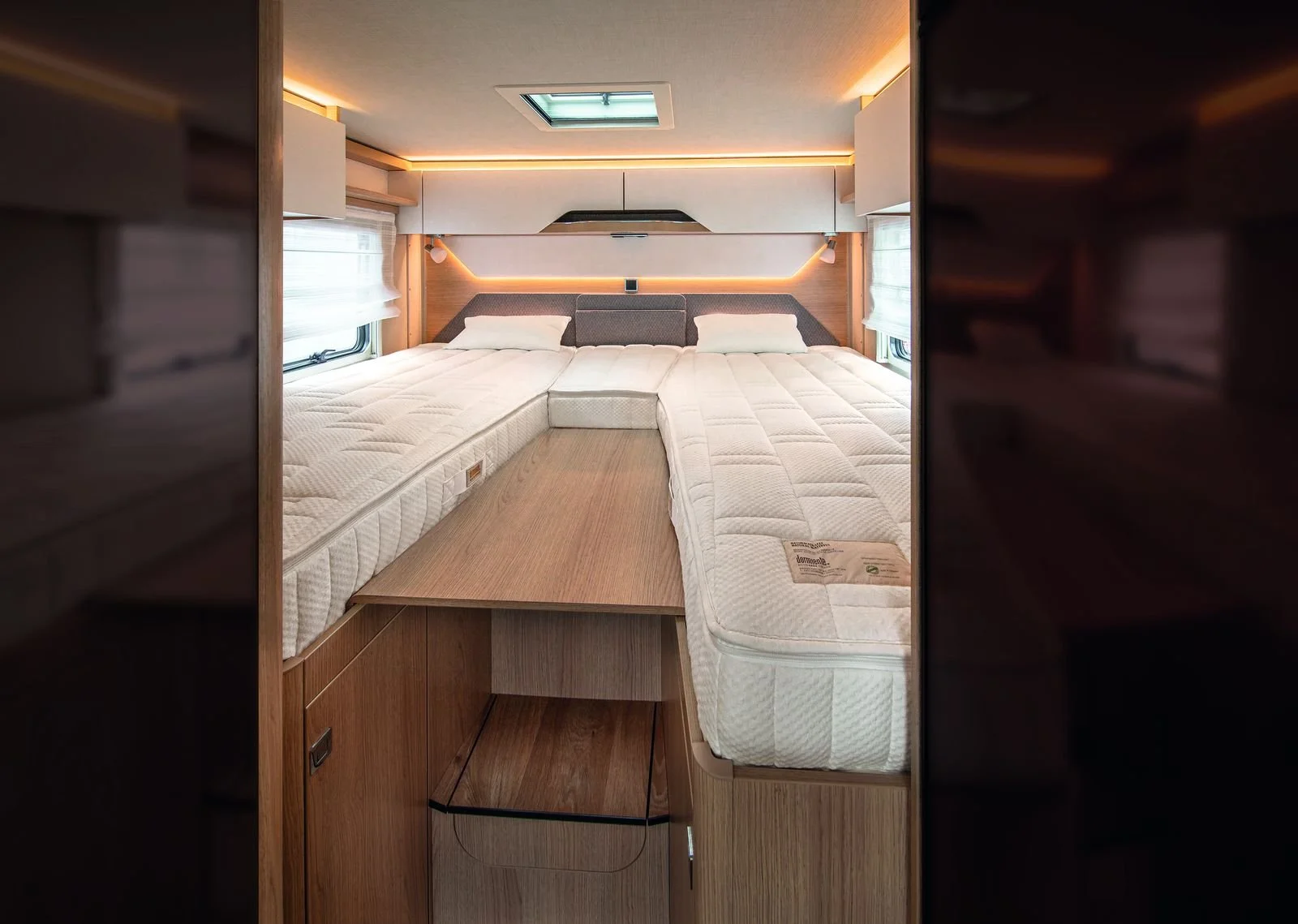 Made-to-measure natural latex mattresses inside a campervan
