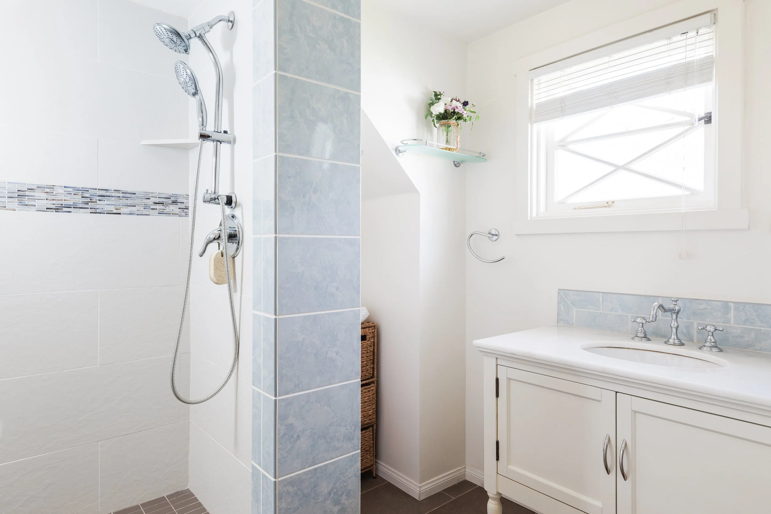 0025 10785 Weyburn Print.jpg