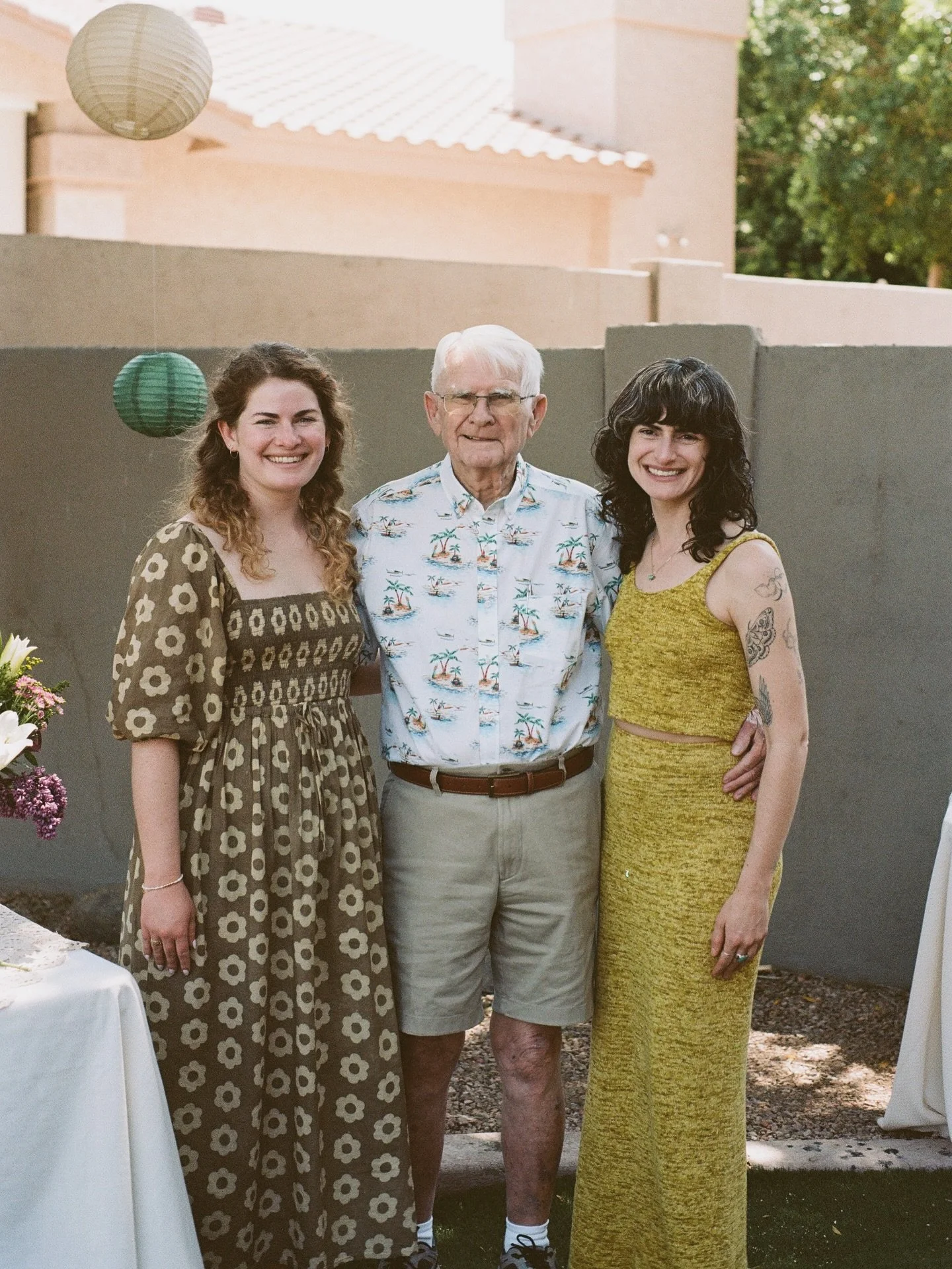 grateful for so many sweet moments with family this year &mdash; the goodbyes, the new chapters and the moments in between. 

all captured on film in az, ca and wa ✨