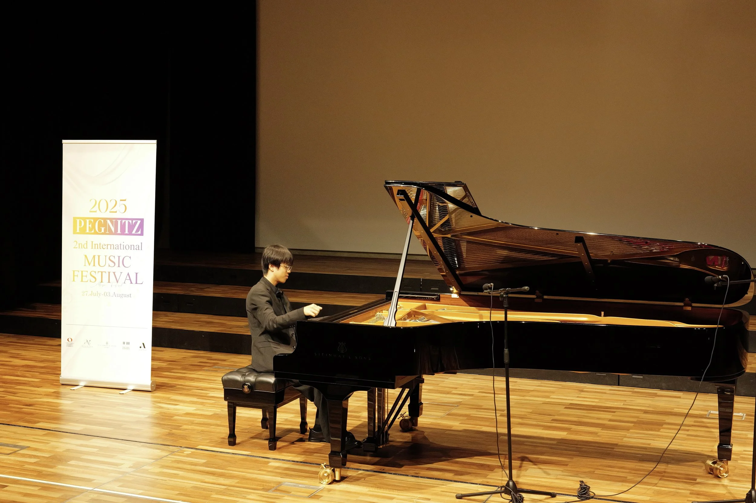 照片 02.08.25 18 45 45.jpeg