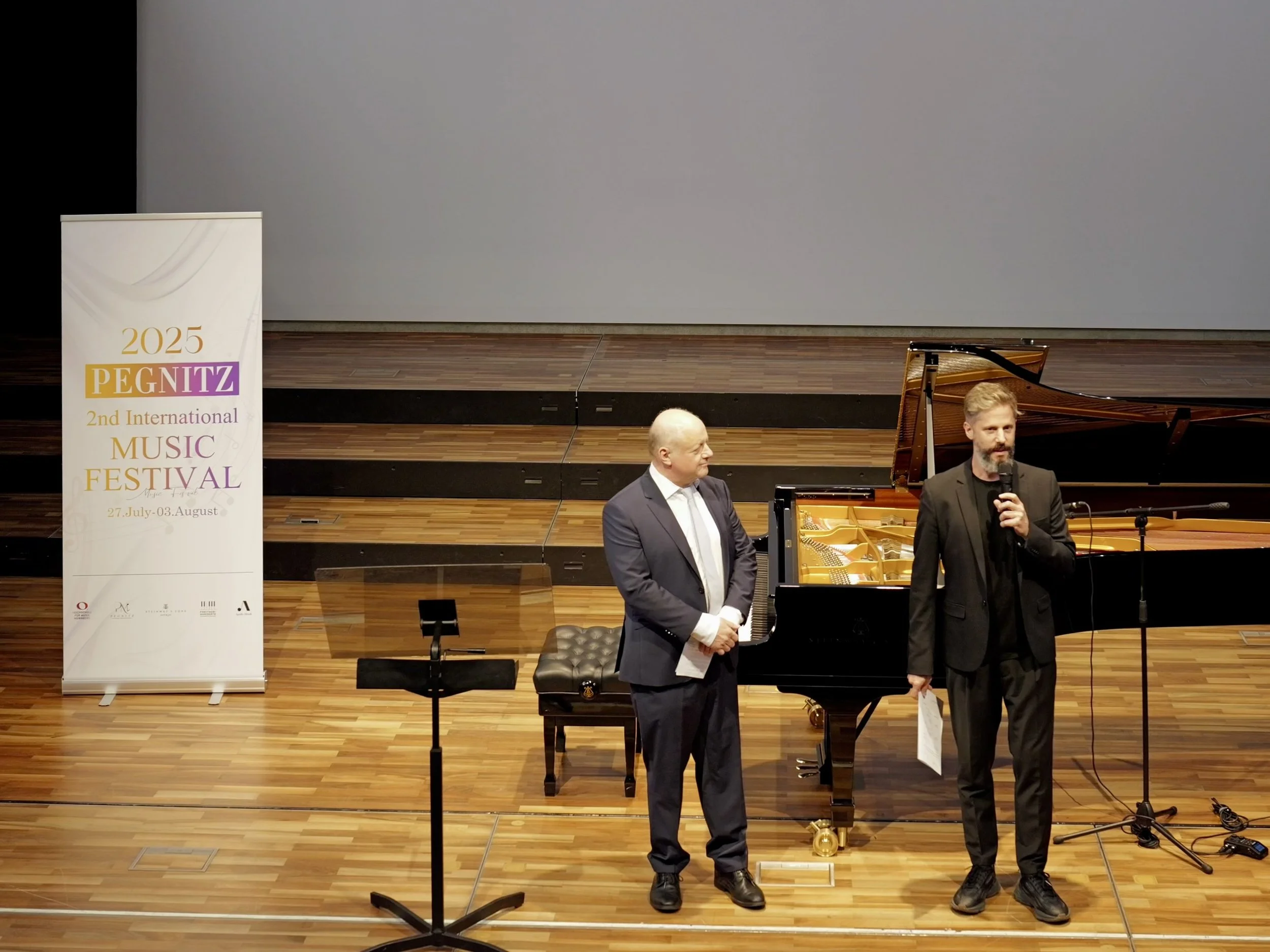 照片 01.08.25 18 07 00 (1).jpeg