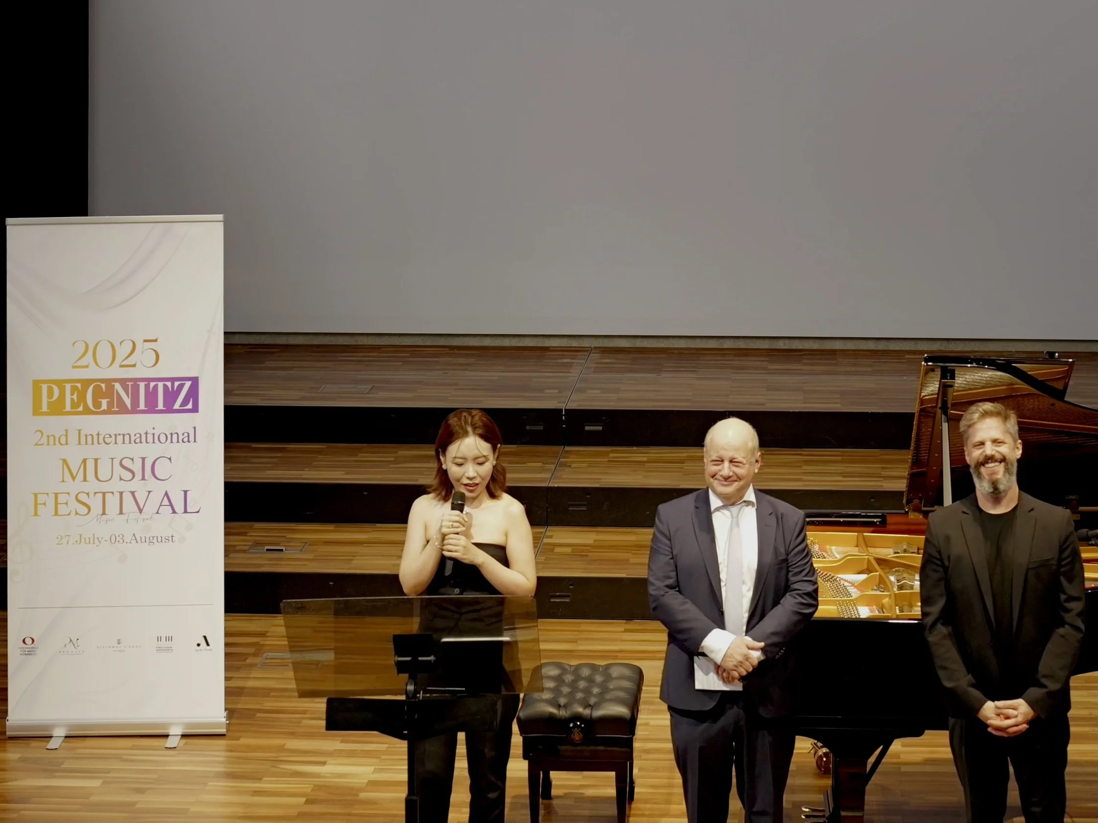 照片 01.08.25 18 07 00.jpeg