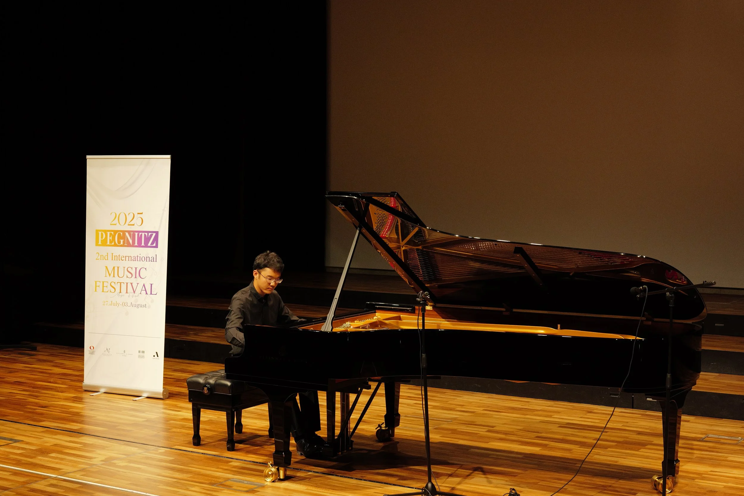 照片 02.08.25 19 49 12.jpeg