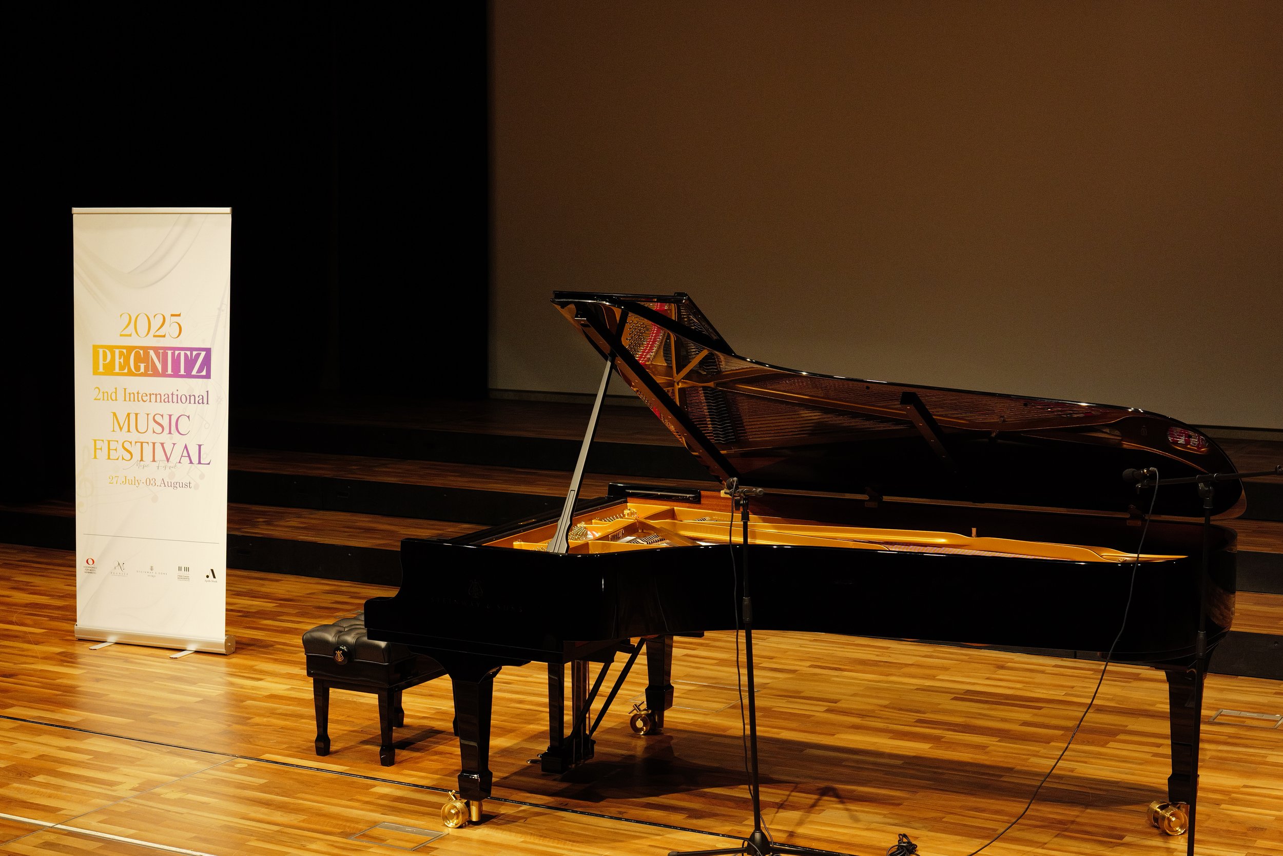 照片 02.08.25 18 58 30.jpeg