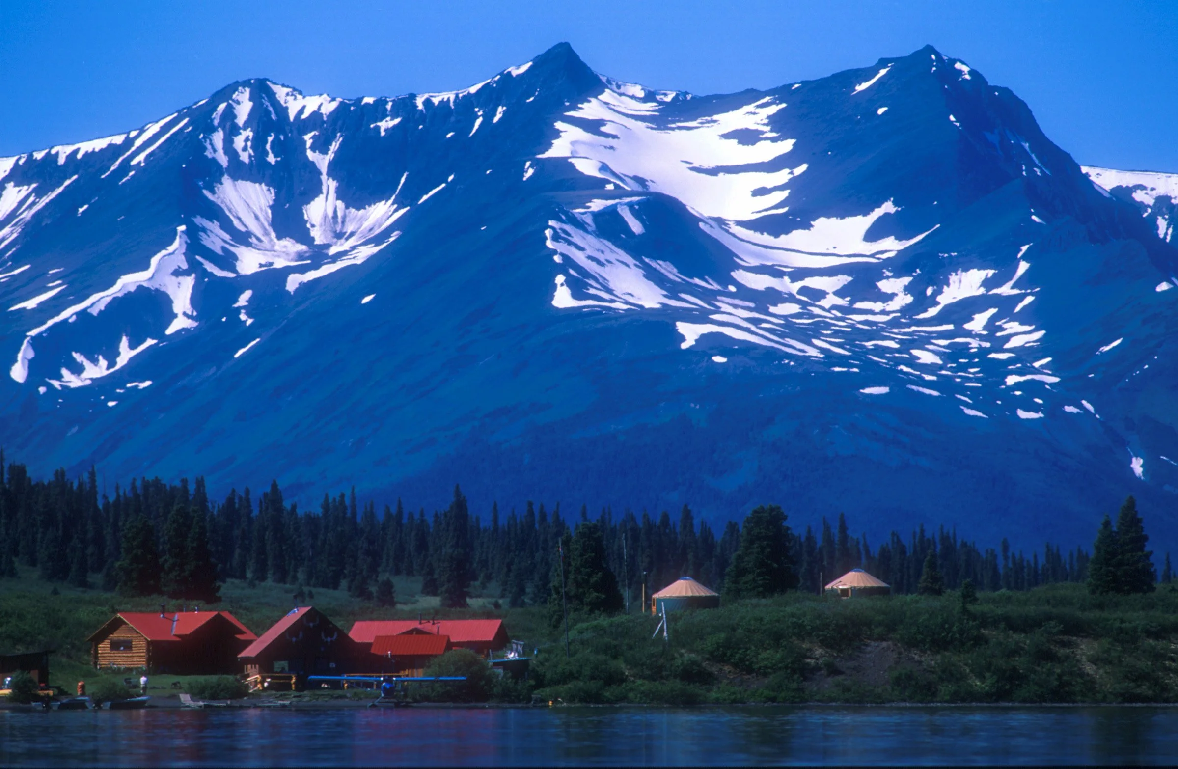 Laslui lodge2 4.jpg