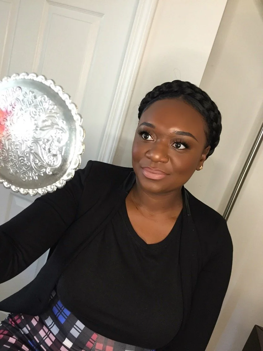 Soft glam makeup by luxury makeup artist in Charlotte, NC specializing in flawless, skin-focused makeup for a seamless, polished finish.