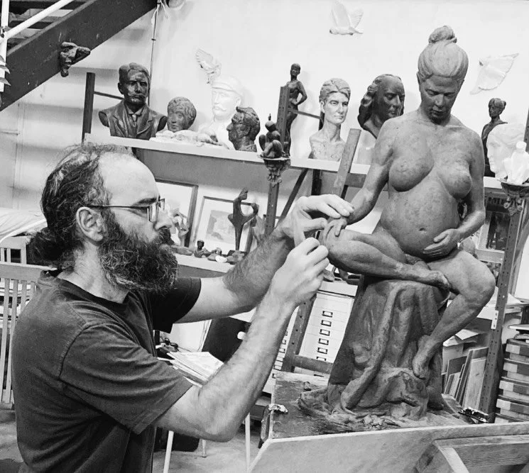 ❇️ Trackways Sculpture highlight &bull;

Introducing artist and Trackways Sculpture Selection committee member - Damien Lucas

Lucas has been sculpting since 1997, and is well versed both in classicism &amp; modernism in the figure and abstraction, w