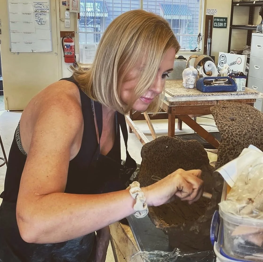 ❇️ Small Worlds Sculpture Prize 2026 &bull;

Meet the Artist
Michelle Noordink&rsquo;s artistic journey began in a family deeply rooted in creativity. Growing up surrounded by artists, she was encouraged from an early age to see the world differently