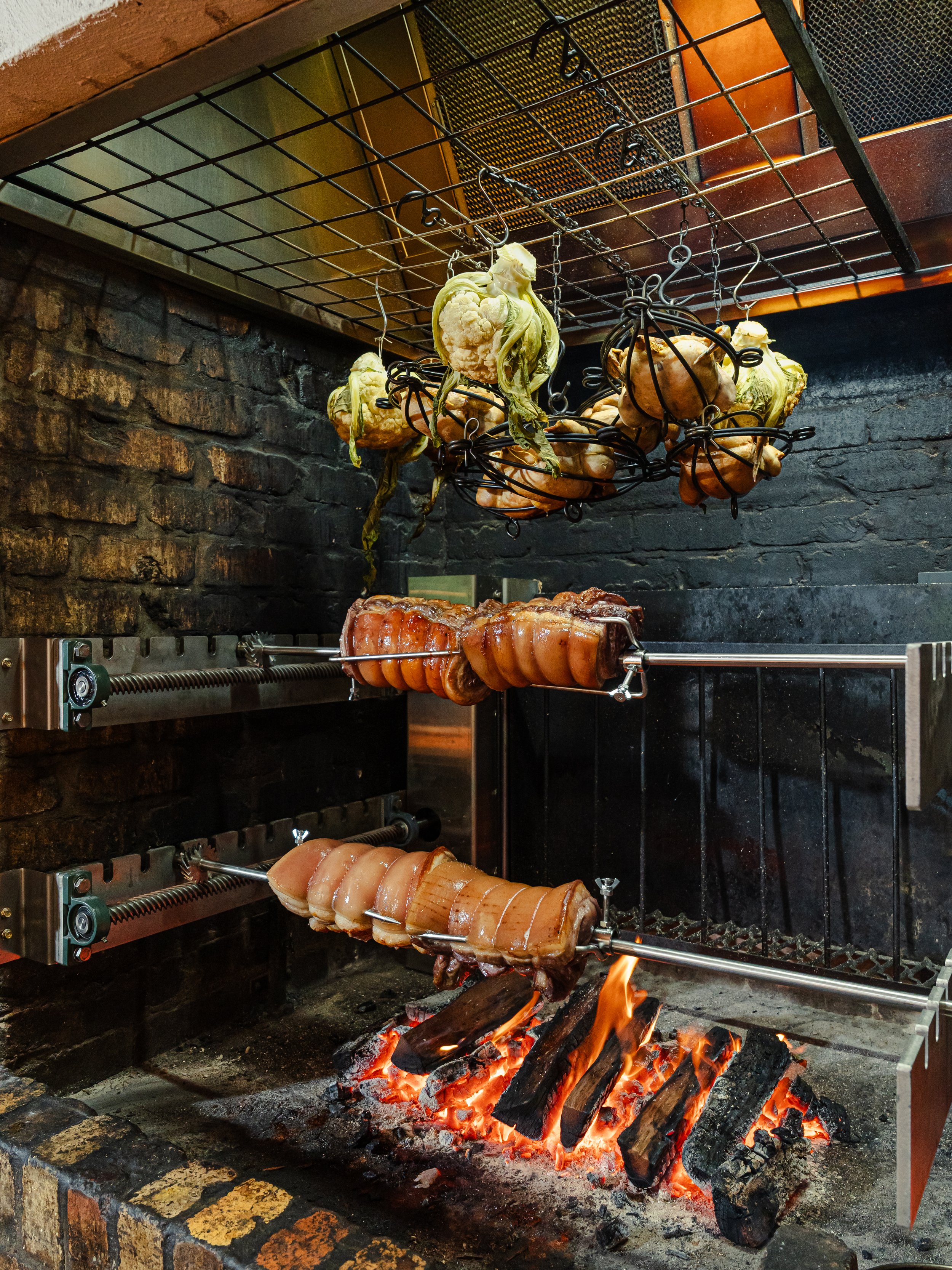 HA_A La CARTE 4-3-46.jpg