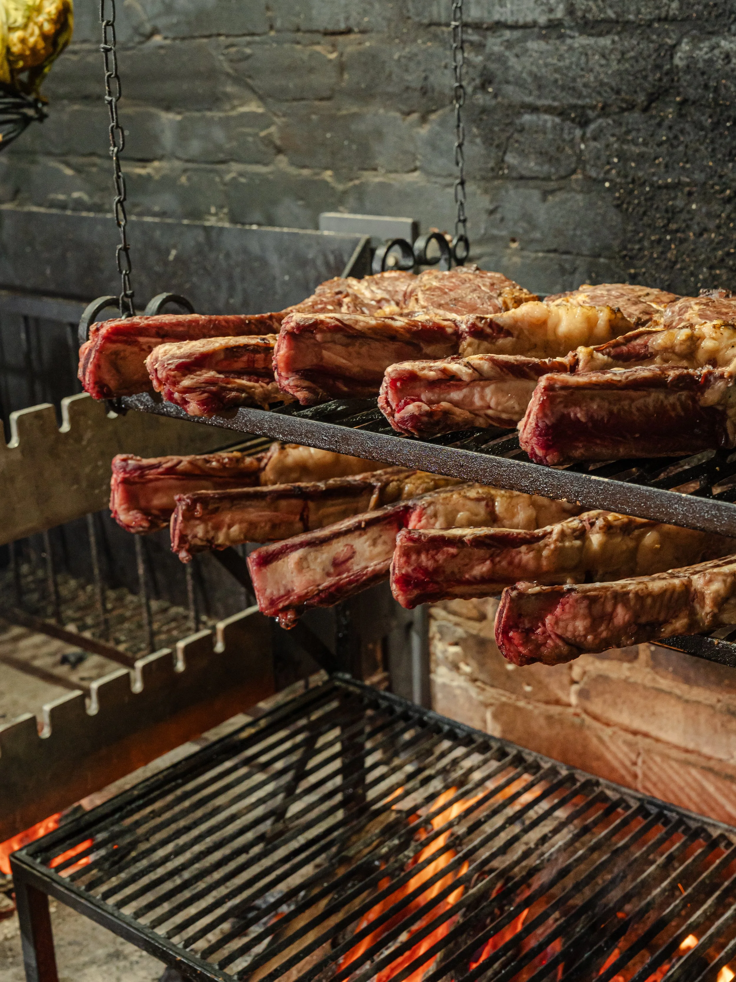 HA_A La CARTE 4-3-49.jpg