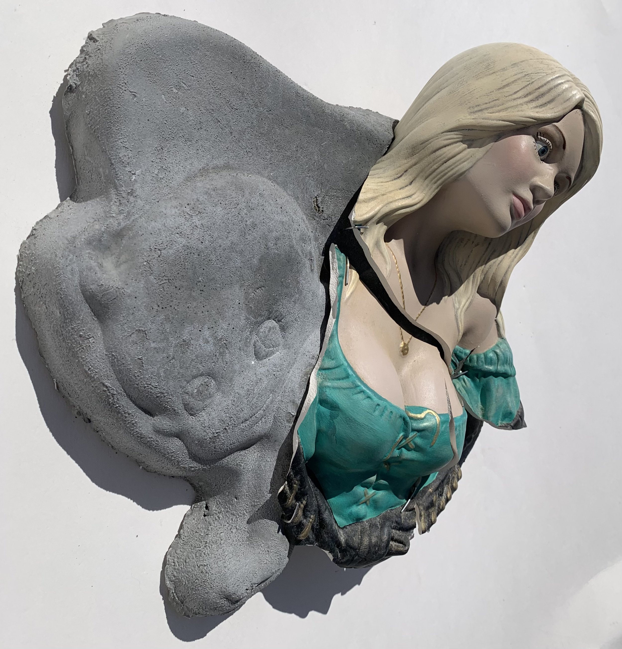 BAD NEWS
2023
Concrete & ceramic assemblage
Size: 12" x  13" x  4.5"