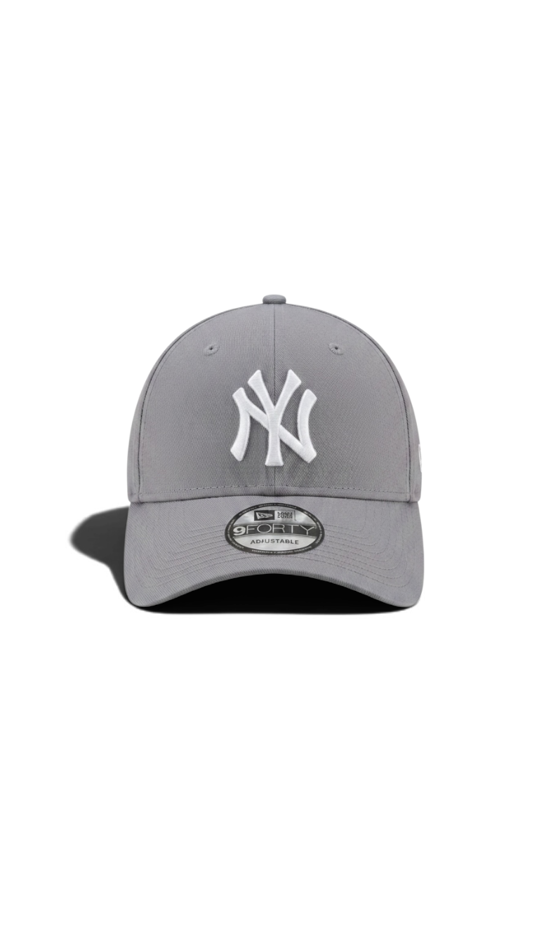 New Era New York Yankees 9FORTY Cap – Grey/White