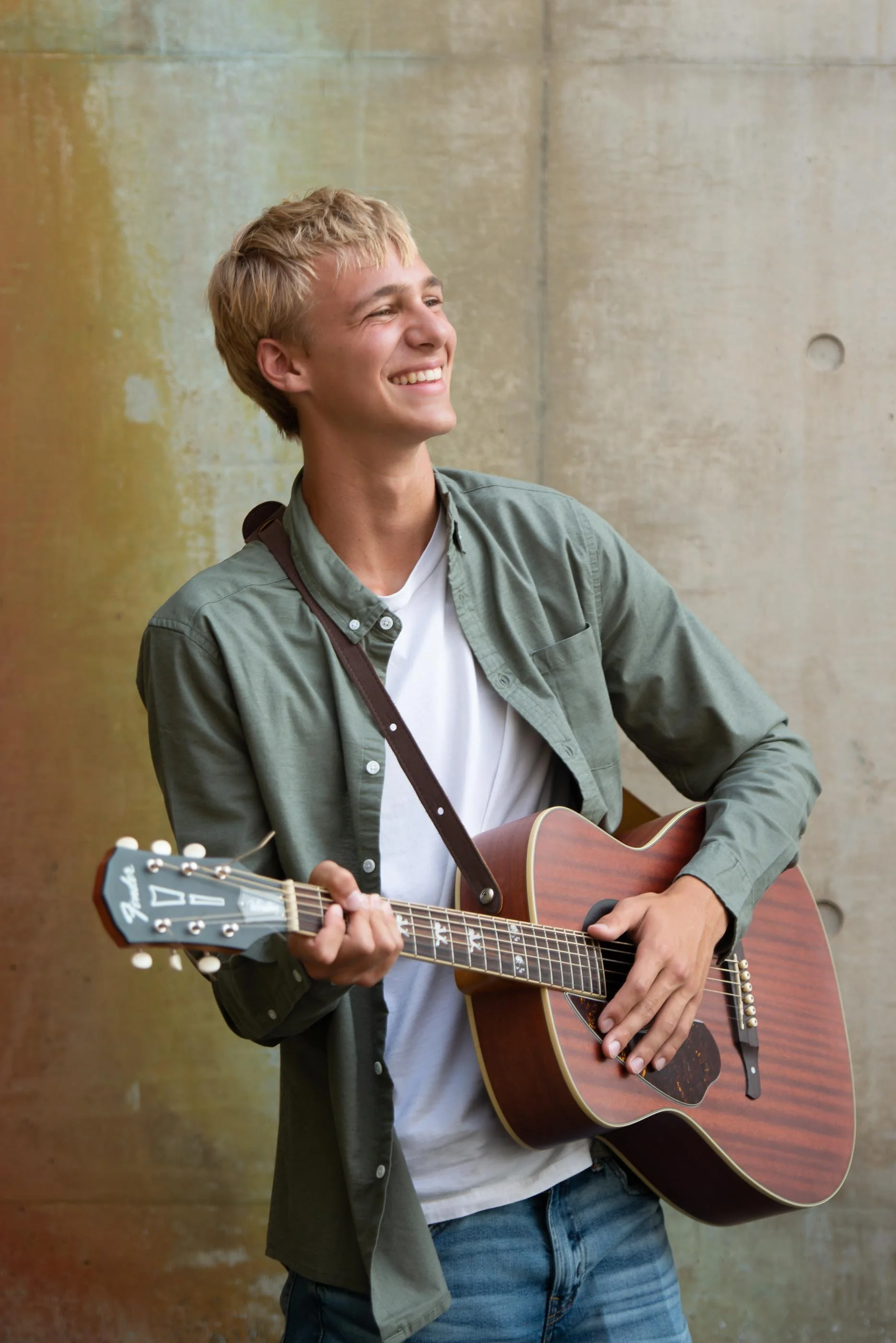 senior-portraits-male-musician-grand-rapids.jpg