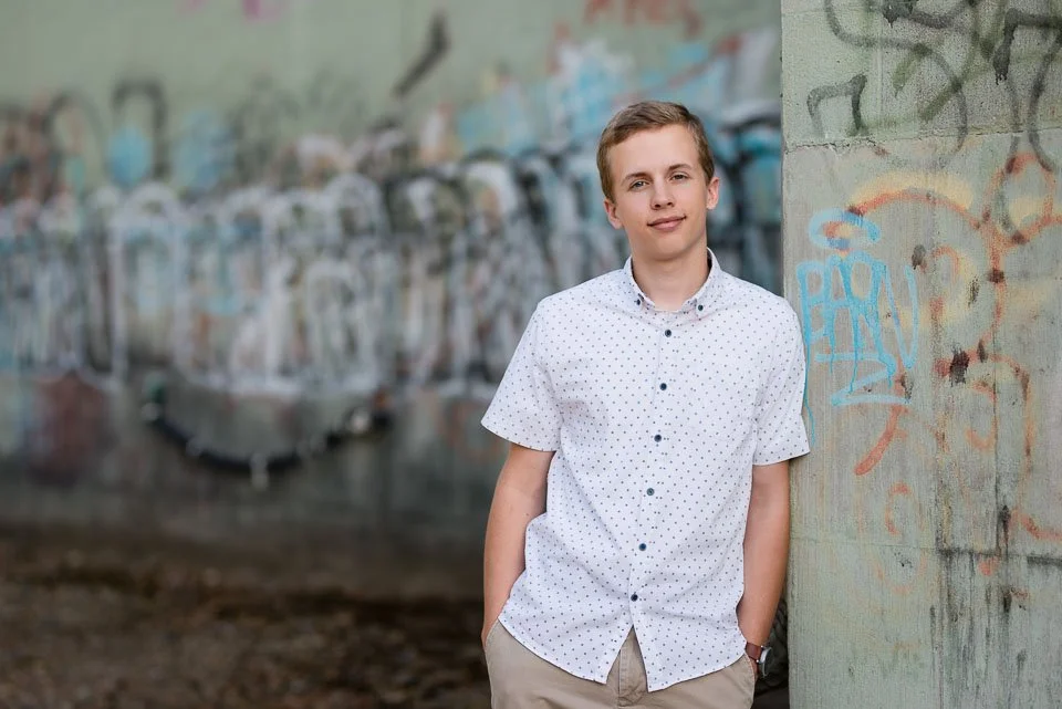 grand-rapids-male-senior-portraits-graffiti-wall.jpg