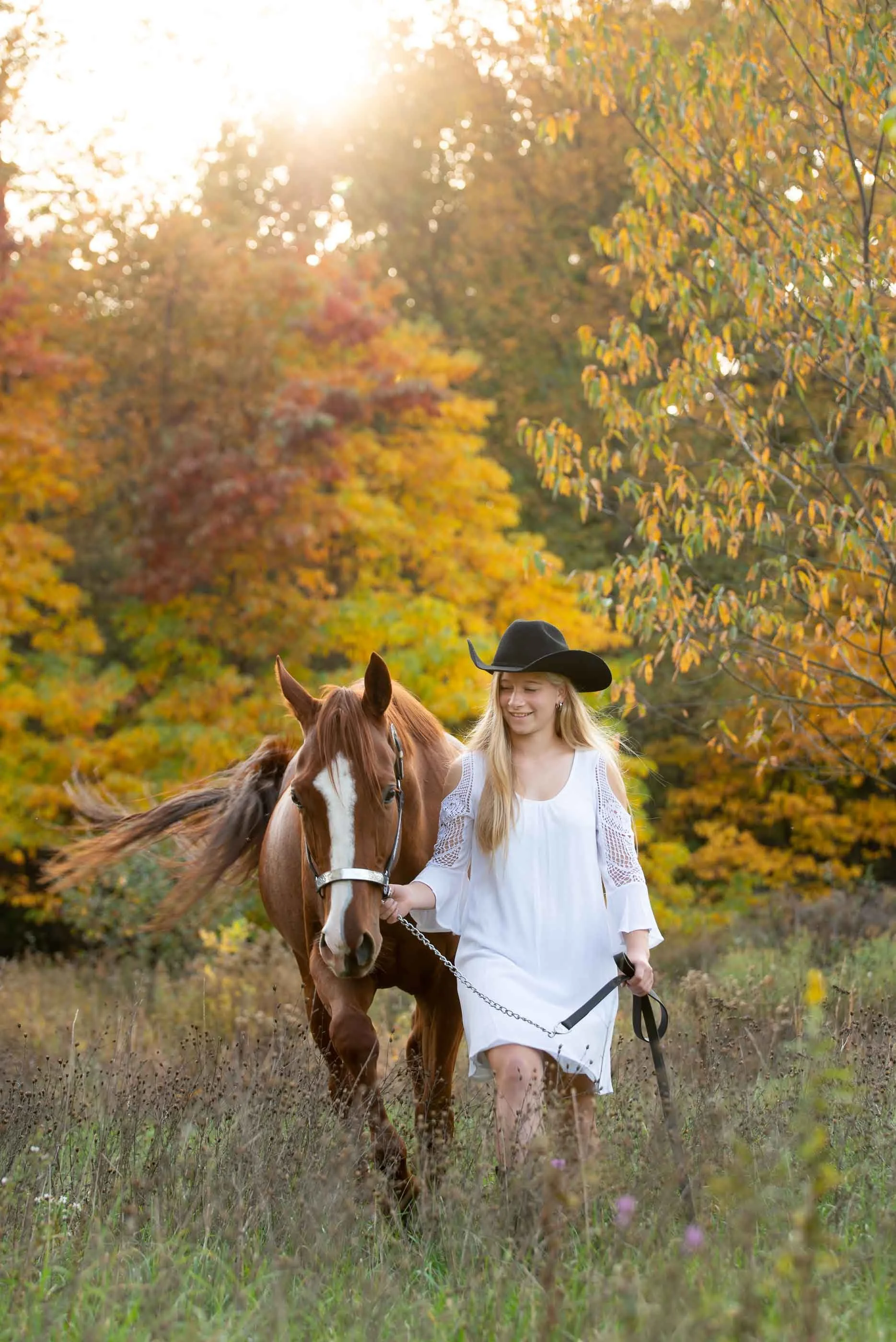 fall-senior-girl-pictures.jpg