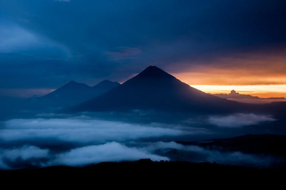 volcanoes-silhouette-sunrise-guatemala.jpg