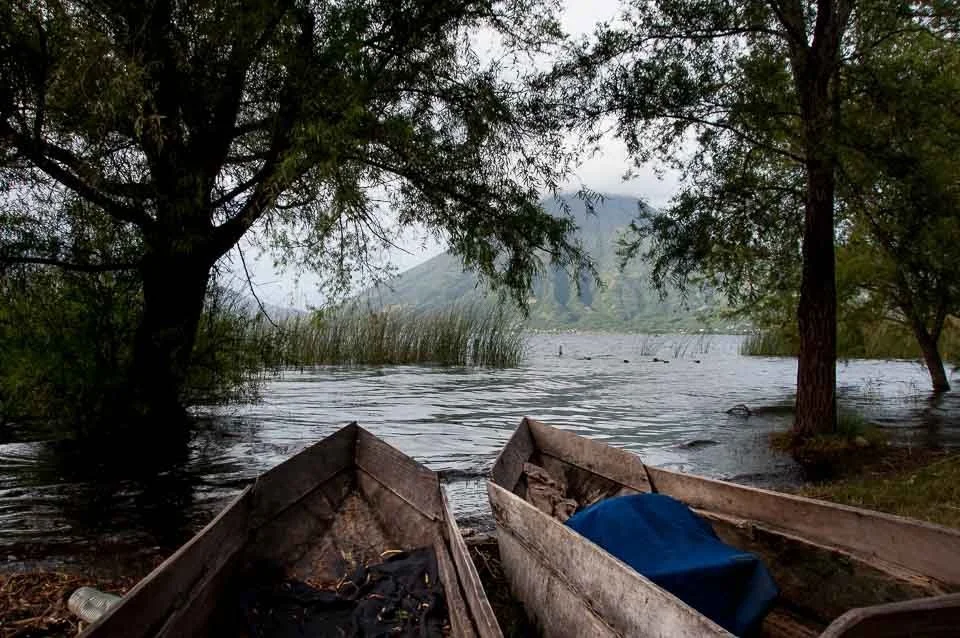 wooden-canoes-lake-atitlan-shoreline.jpg