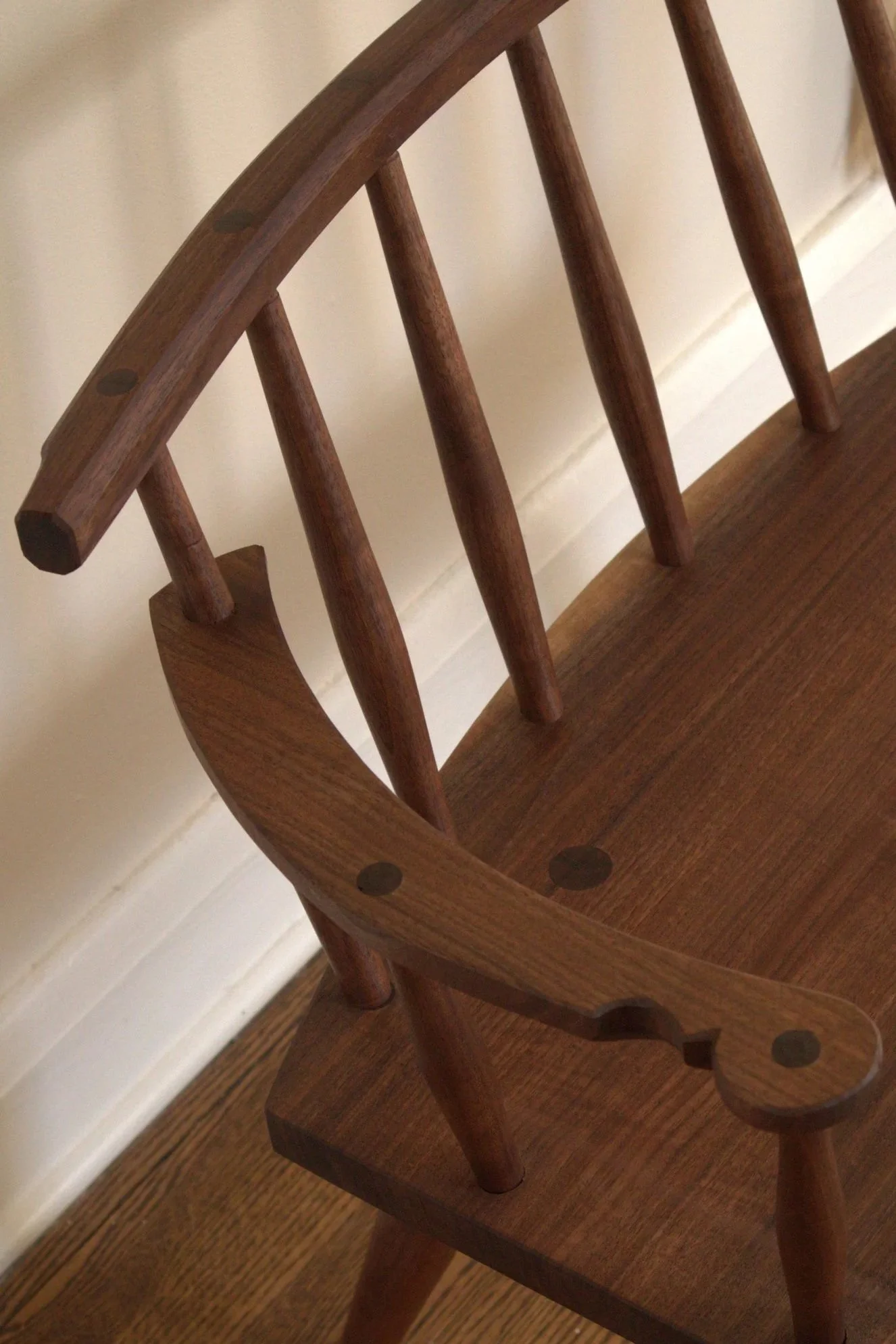 Walnut Hedge Chair