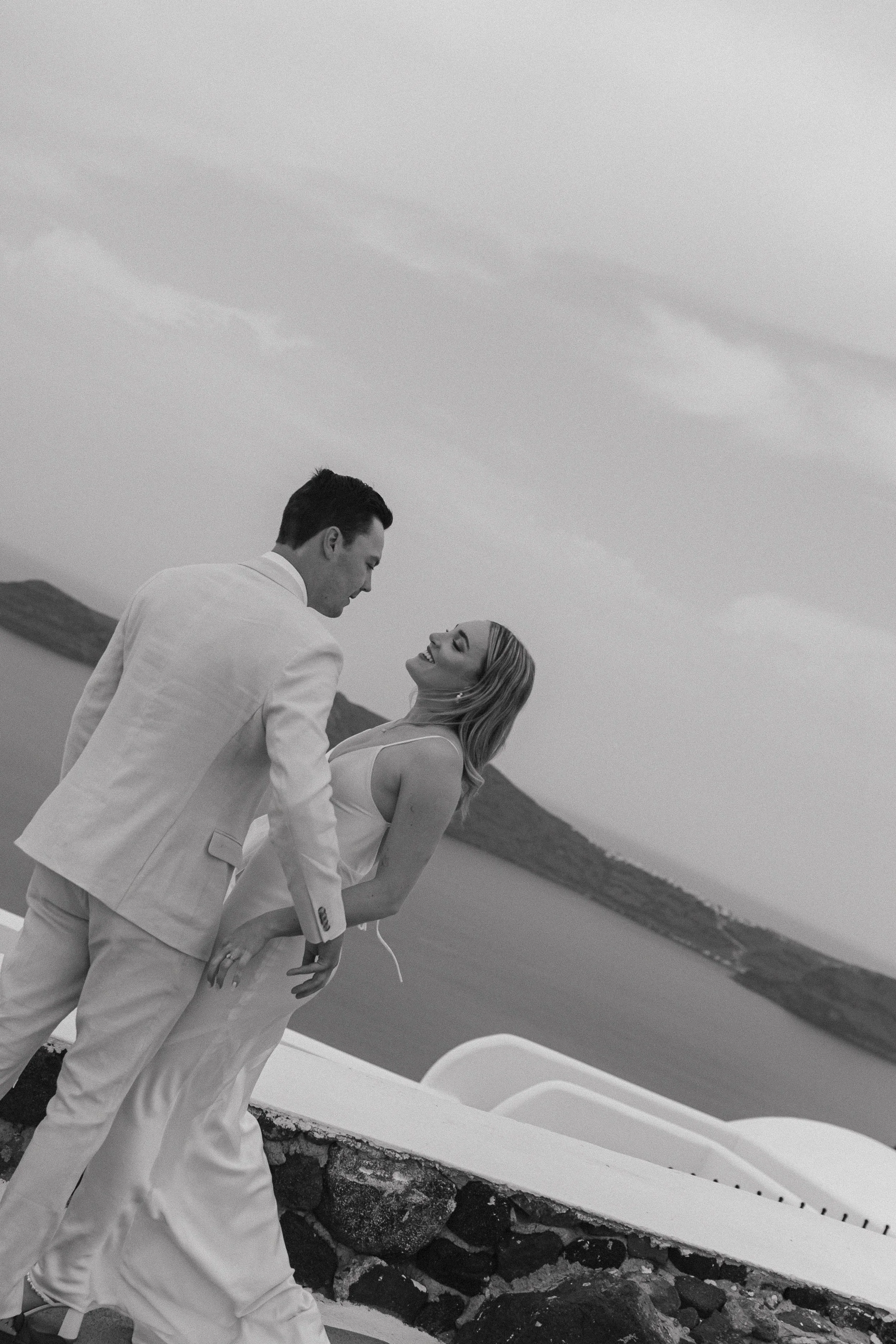 Cinematic, documentary style photographer. PNW, Seattle, Portland, Oregon elopement and couples photographer specializing in candid and dreamy photos. travel destination elopement