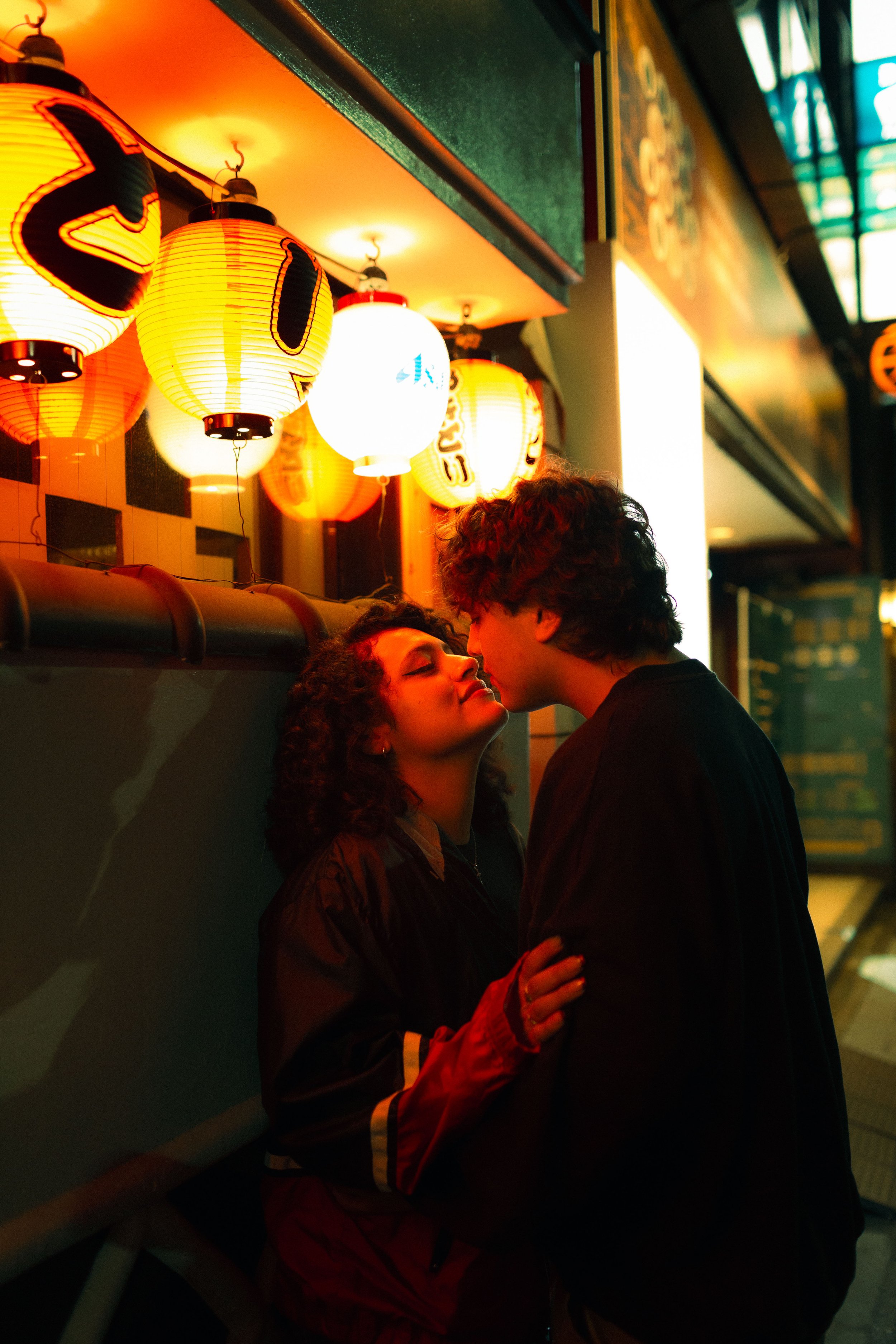 Cinematic, documentary style photographer. PNW, Seattle, Portland, Oregon elopement and couples photographer specializing in candid and dreamy photos.